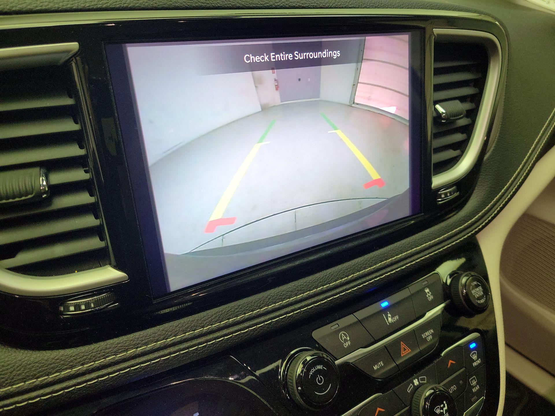 Thumbnail: 2022 Chrysler Pacifica - 14