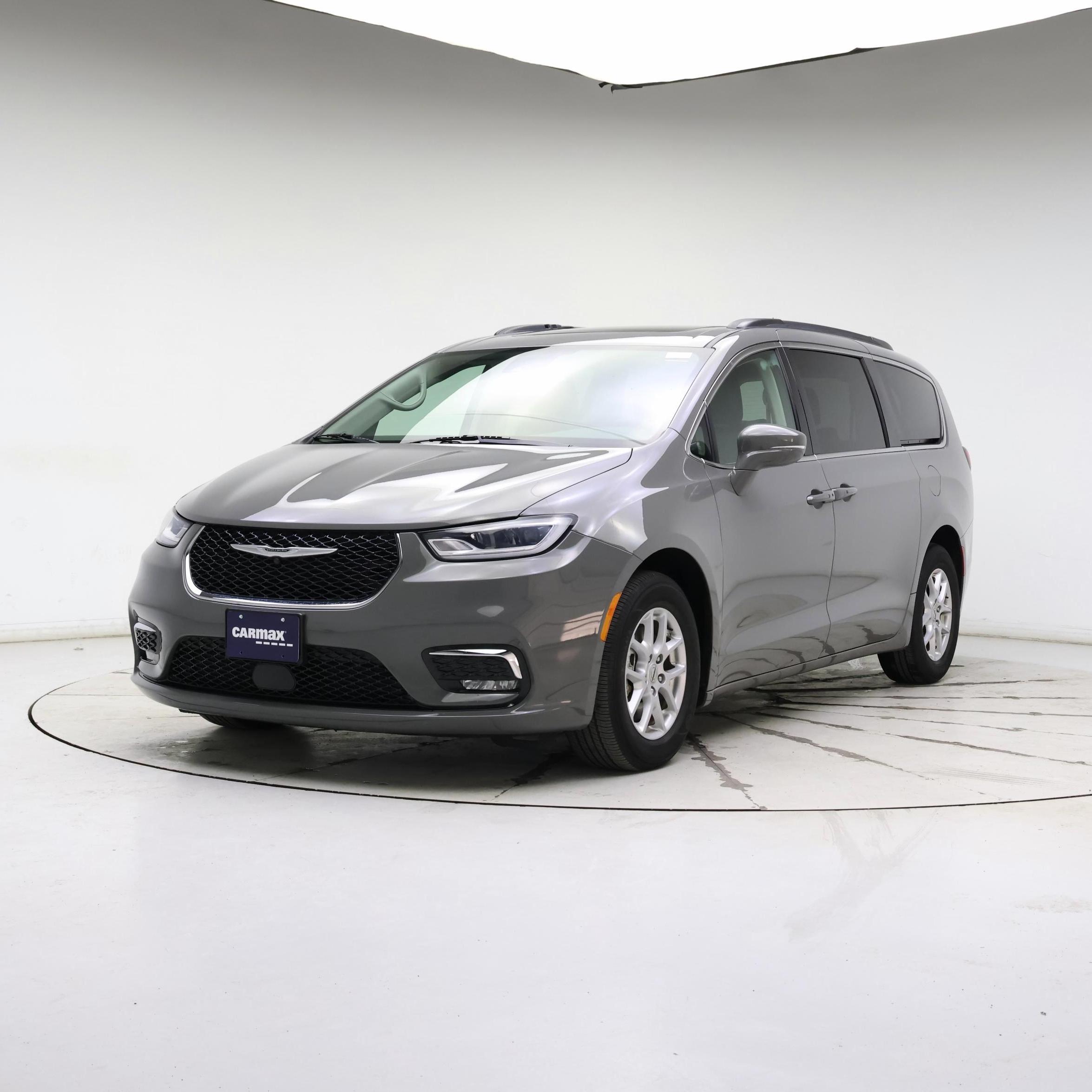 Thumbnail: 2022 Chrysler Pacifica - 4