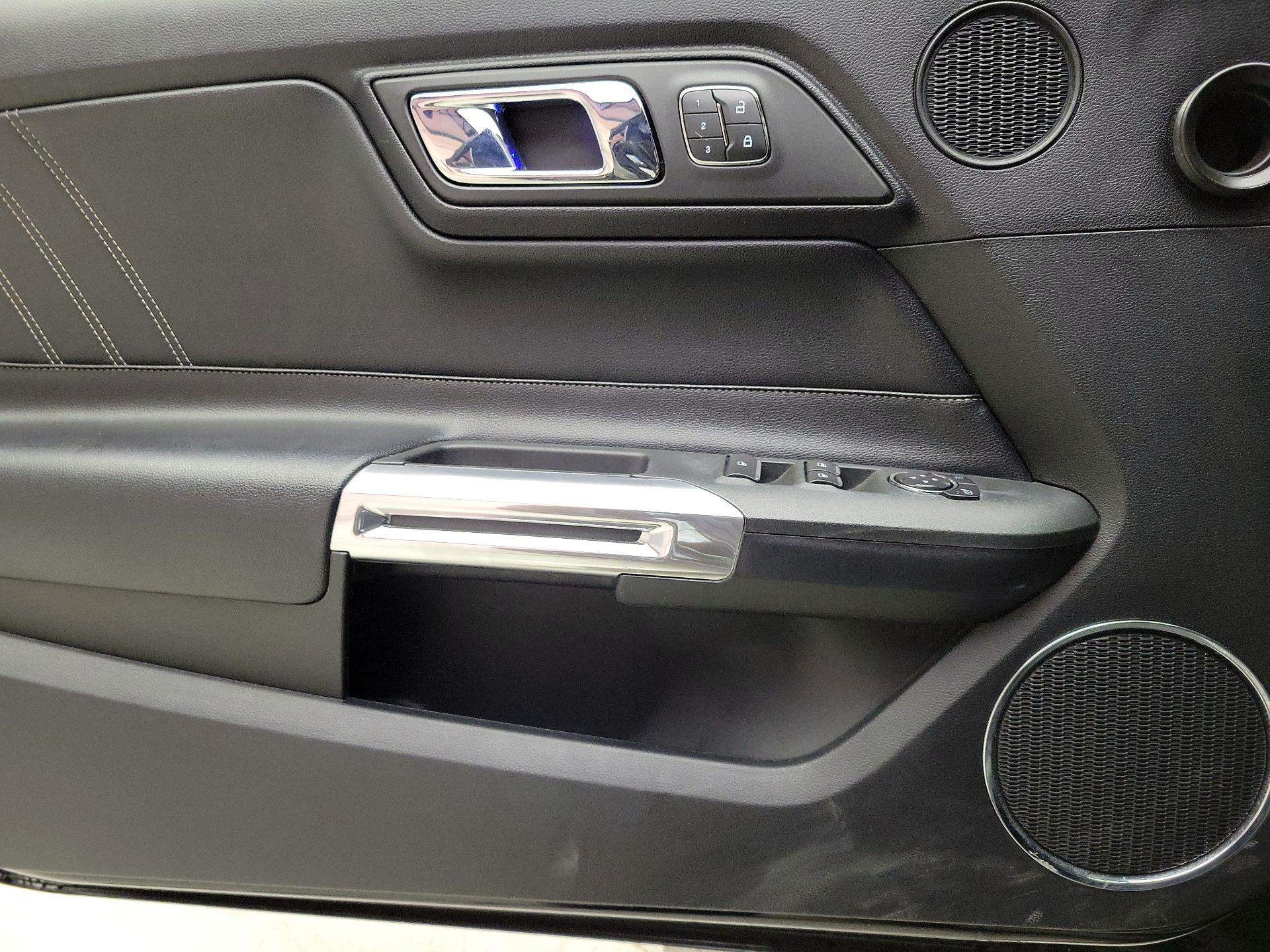 Thumbnail: 2016 Ford Mustang - 12