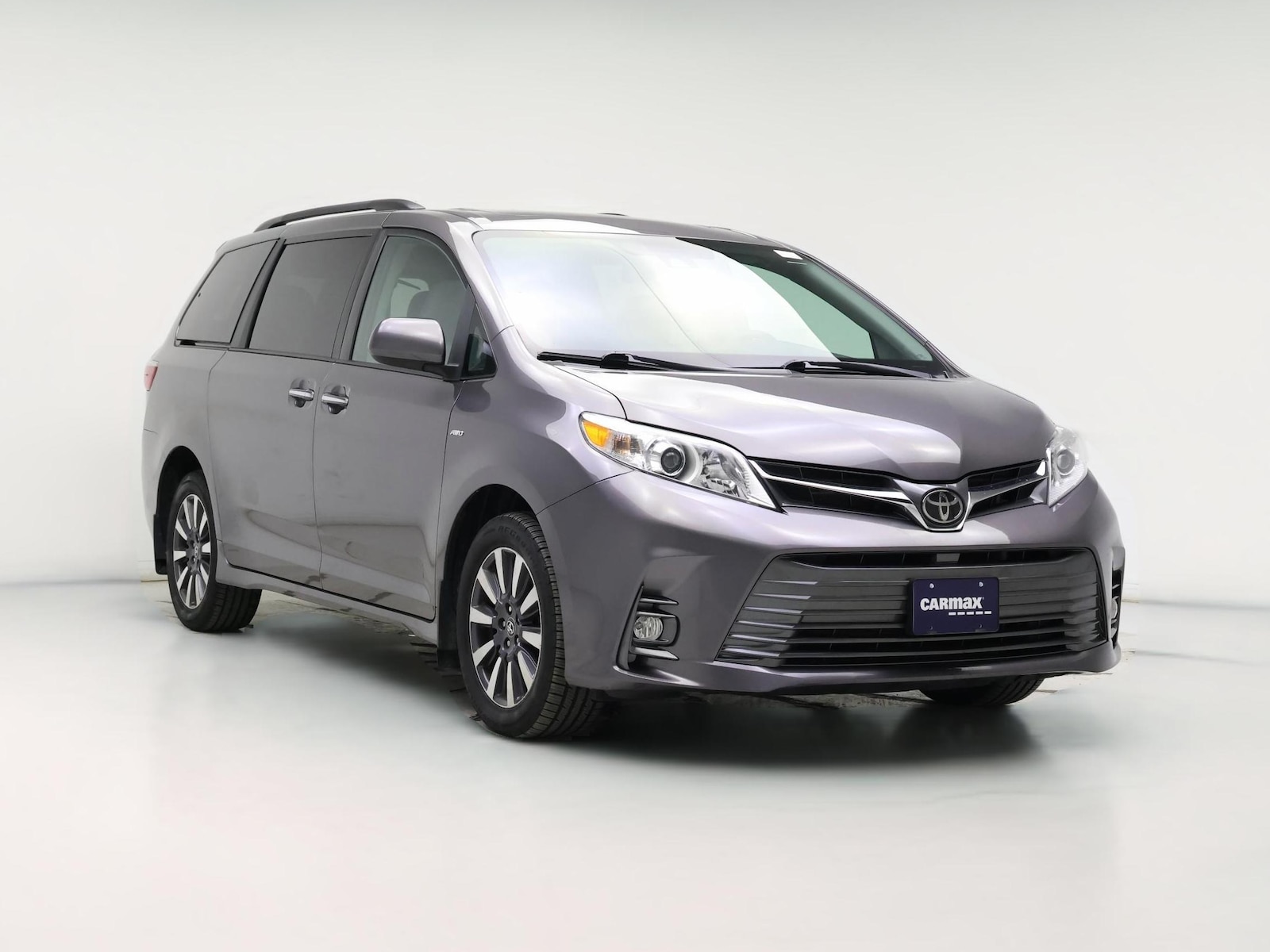 2020 Toyota Sienna XLE