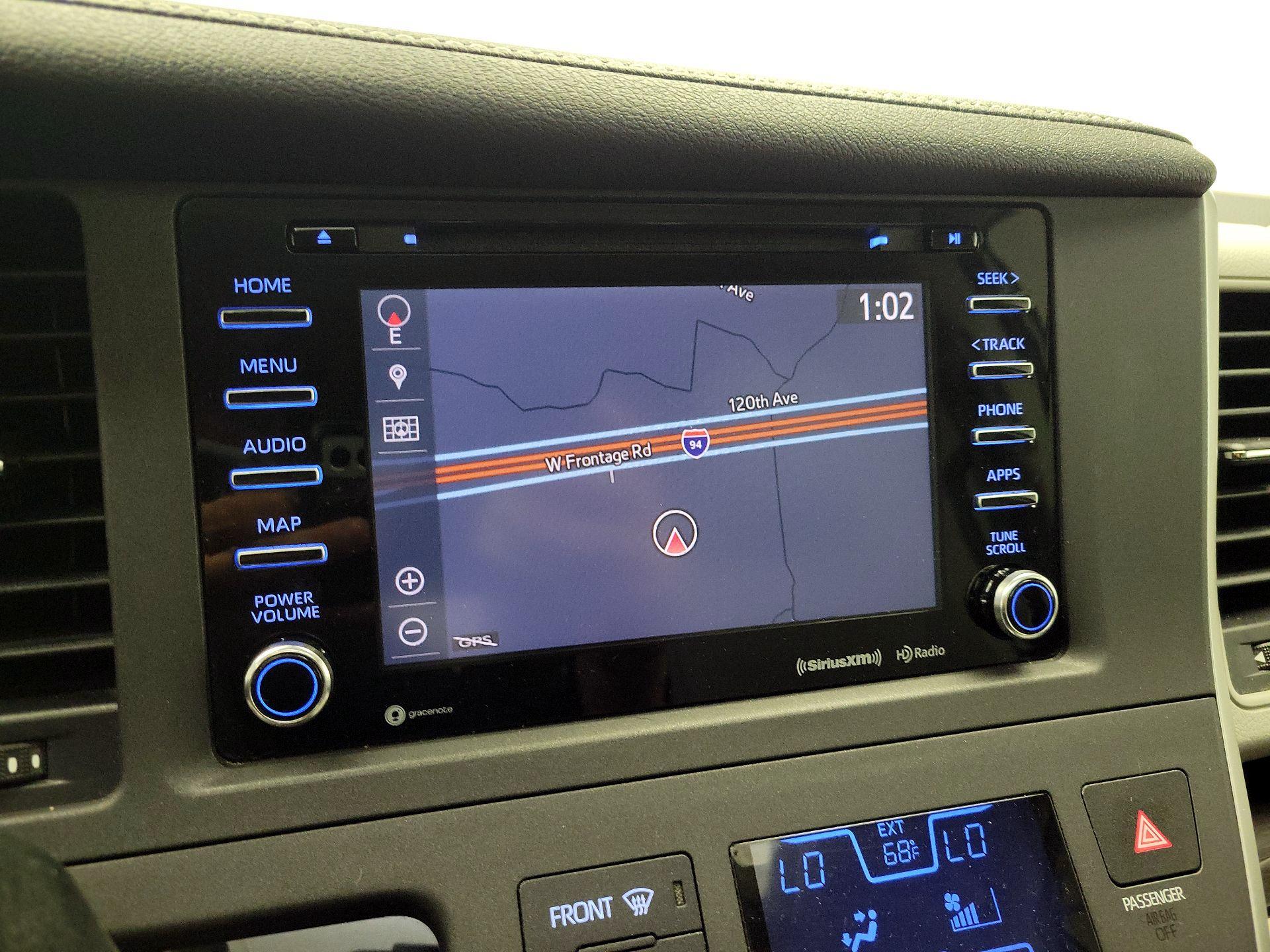 Thumbnail: 2020 Toyota Sienna - 14