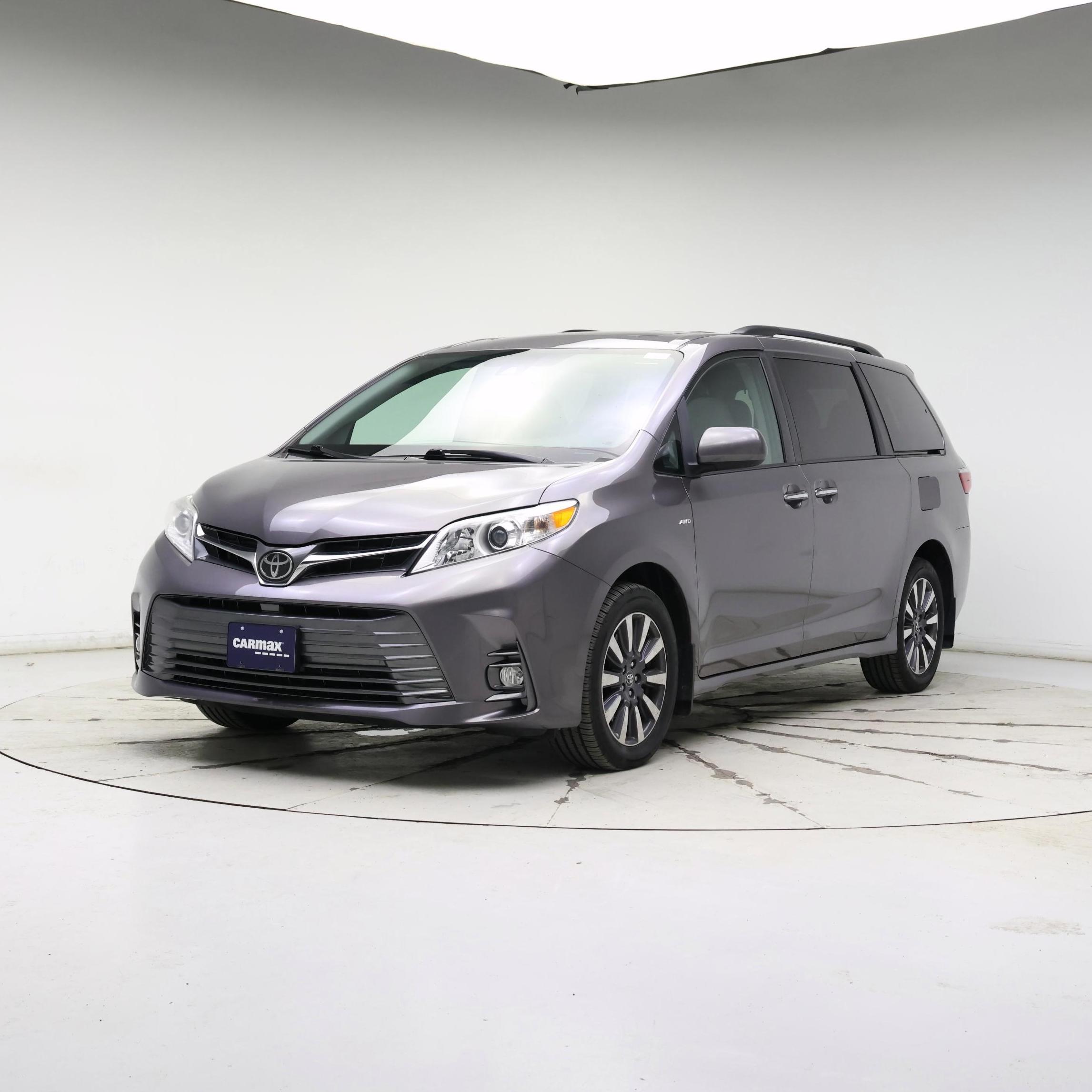 Thumbnail: 2020 Toyota Sienna - 4