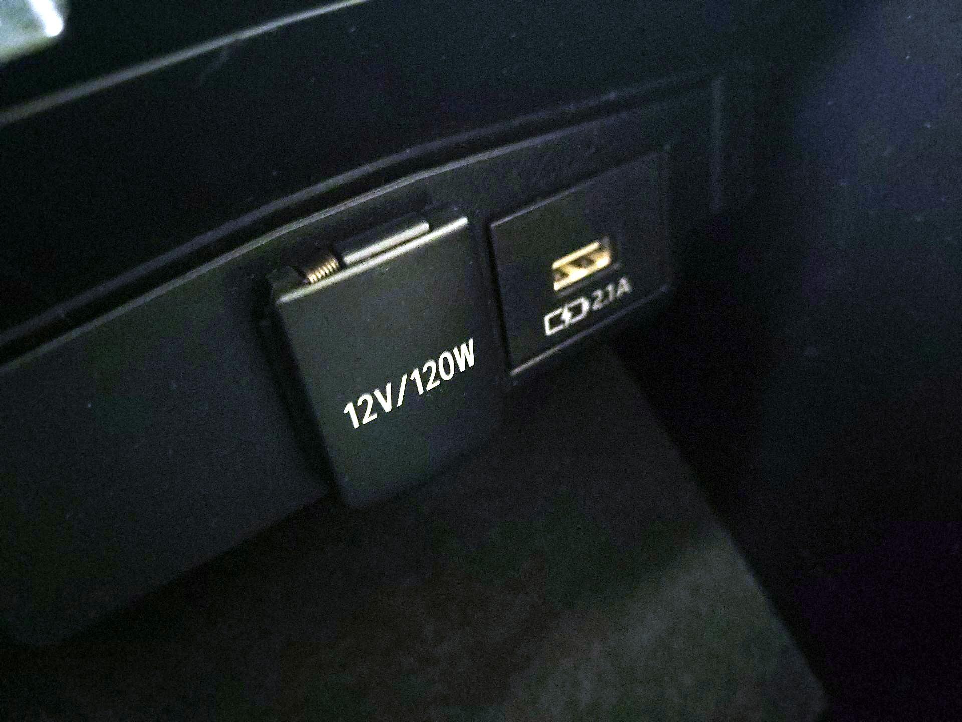 Thumbnail: 2020 Toyota Corolla - 17