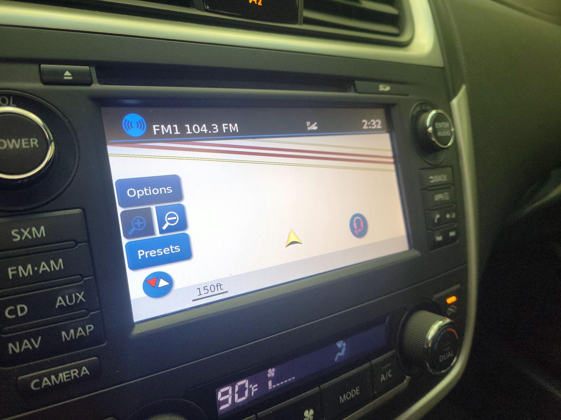 Thumbnail: 2016 Nissan Altima - 13