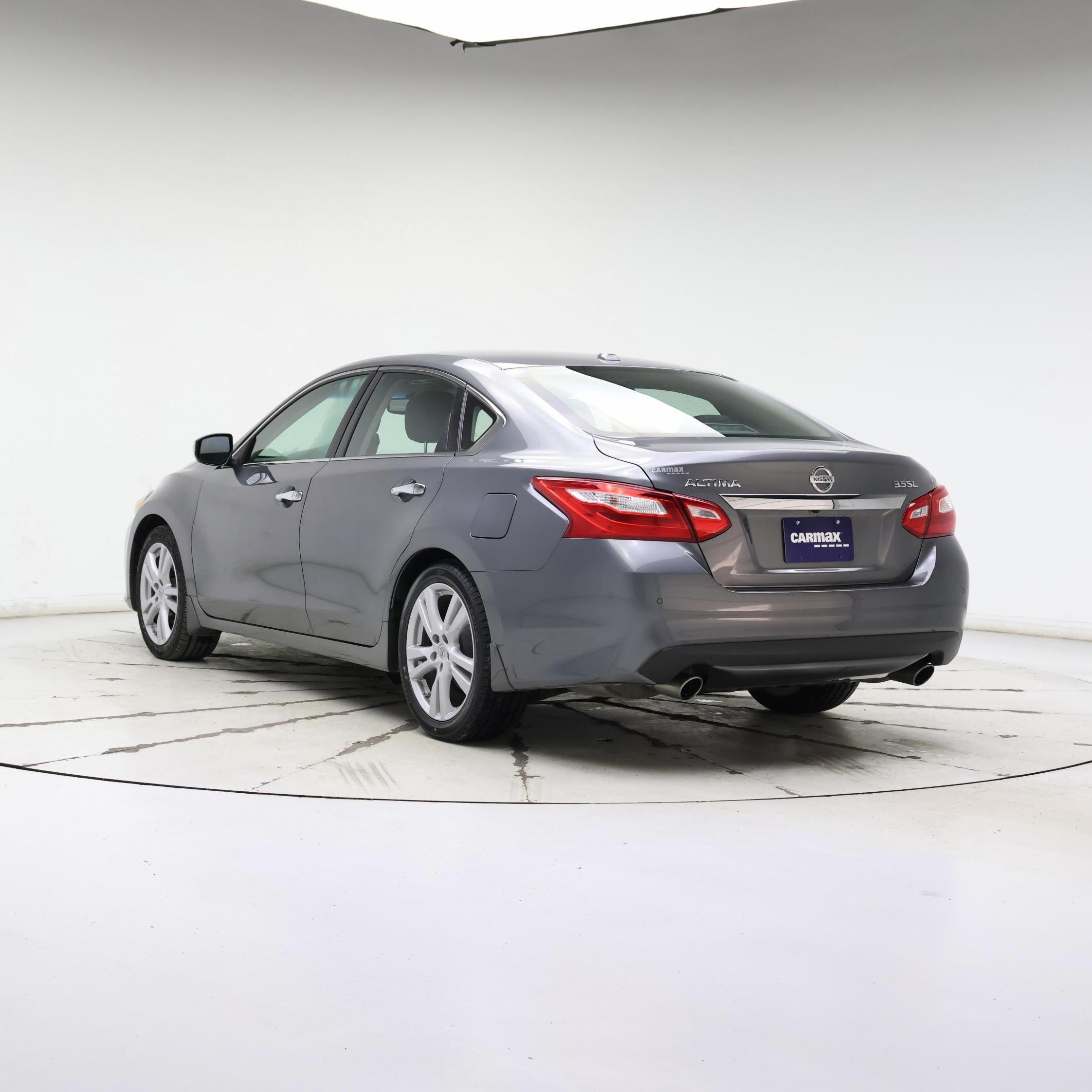 Thumbnail: 2016 Nissan Altima - 2