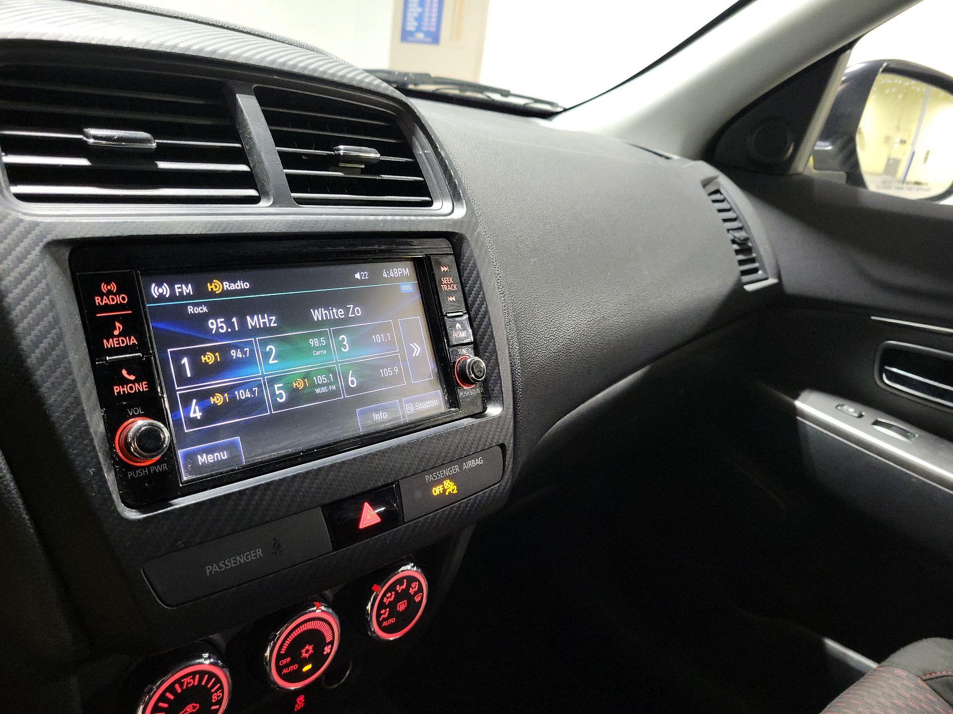 Thumbnail: 2018 Mitsubishi Outlander Sport - 12