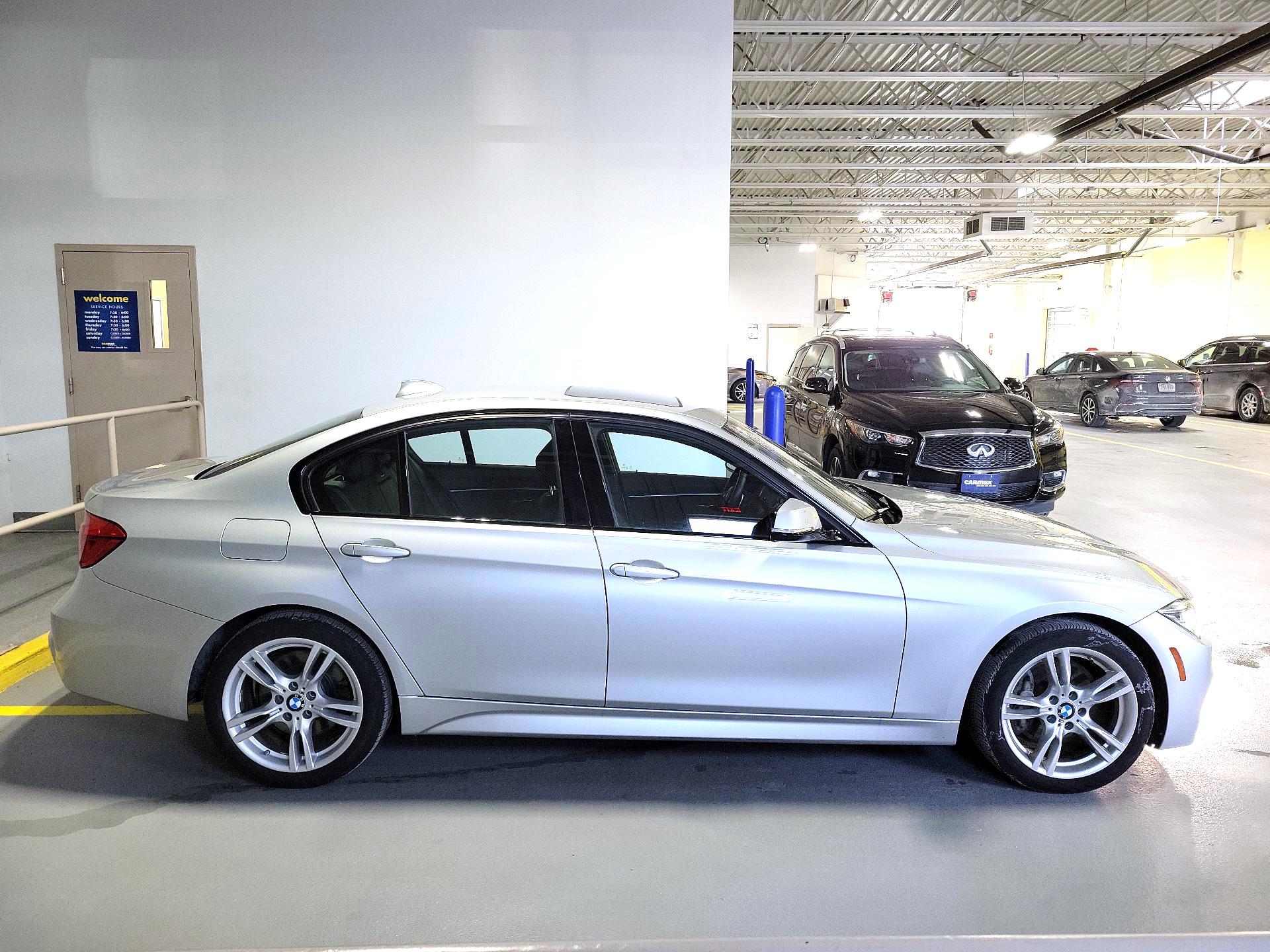 Thumbnail: 2017 BMW 3 Series - 4