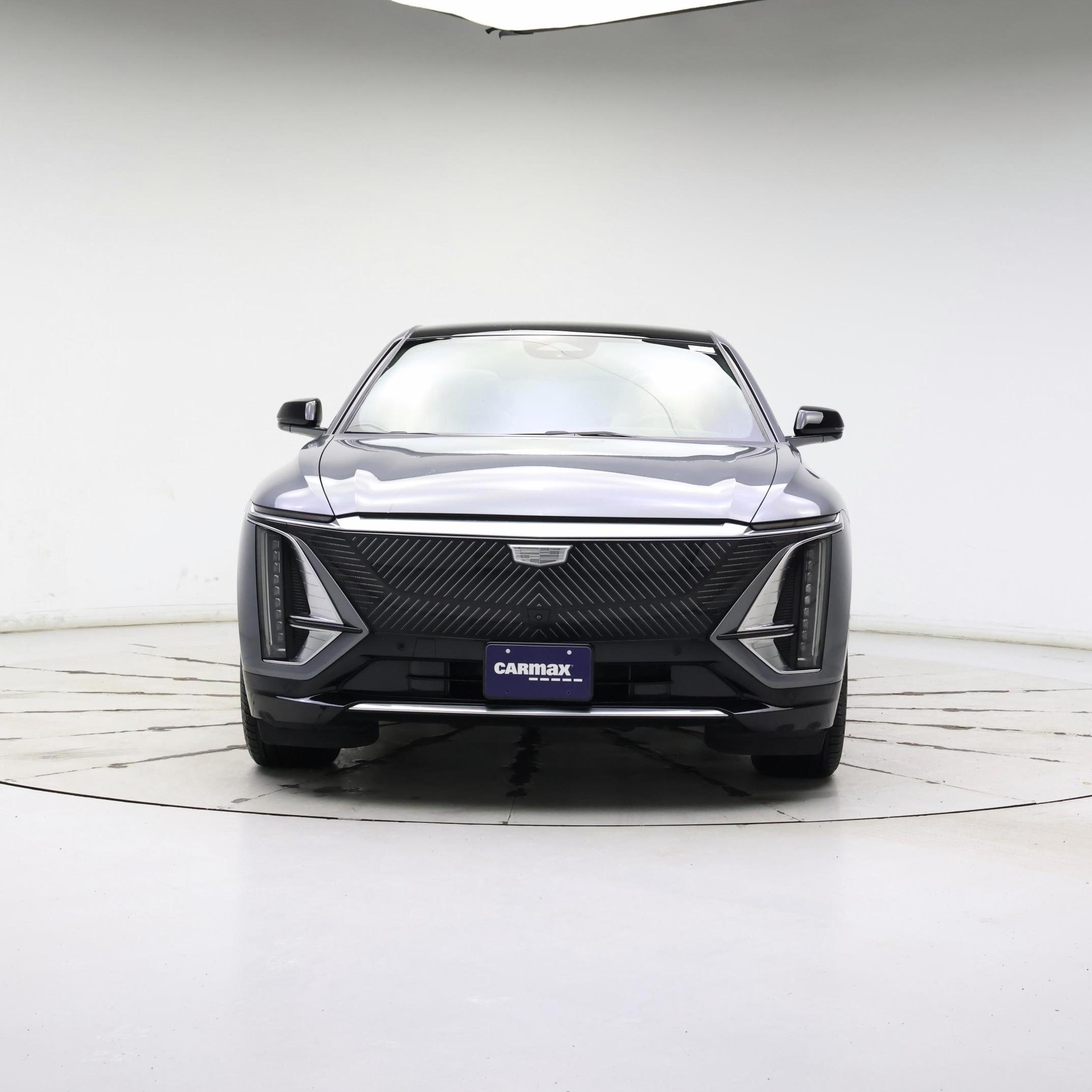 Thumbnail: 2023 Cadillac Lyriq - 5