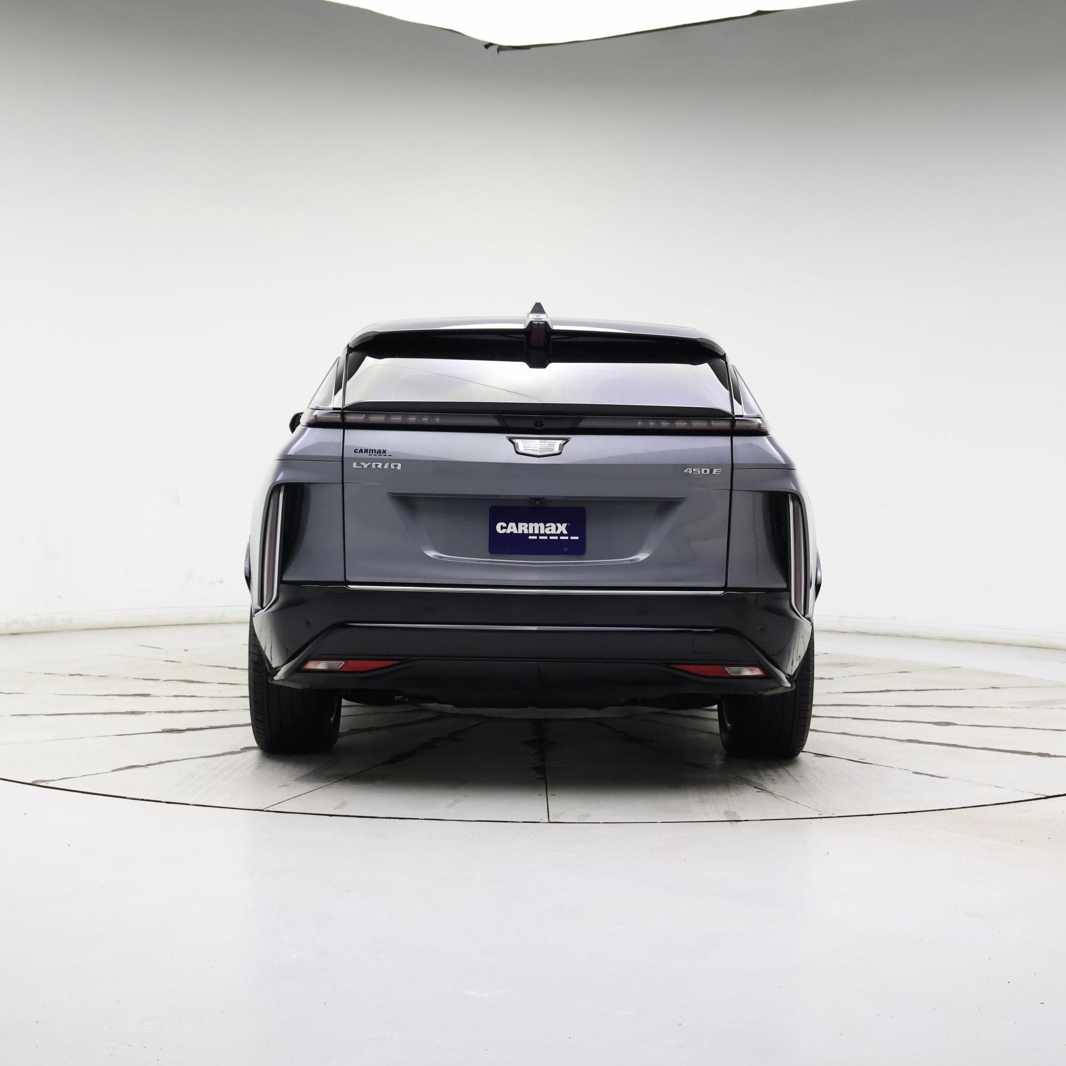 Thumbnail: 2023 Cadillac Lyriq - 6