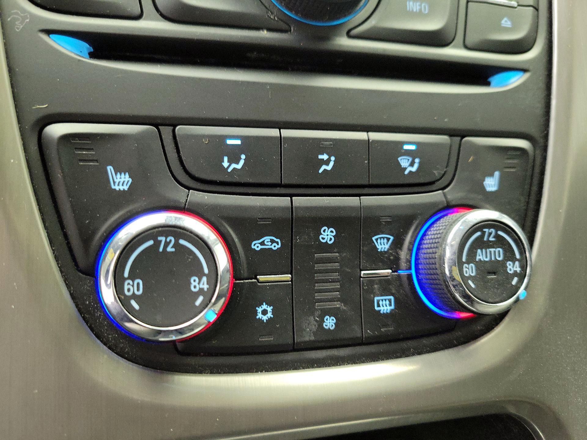 Thumbnail: 2015 Buick Verano - 15