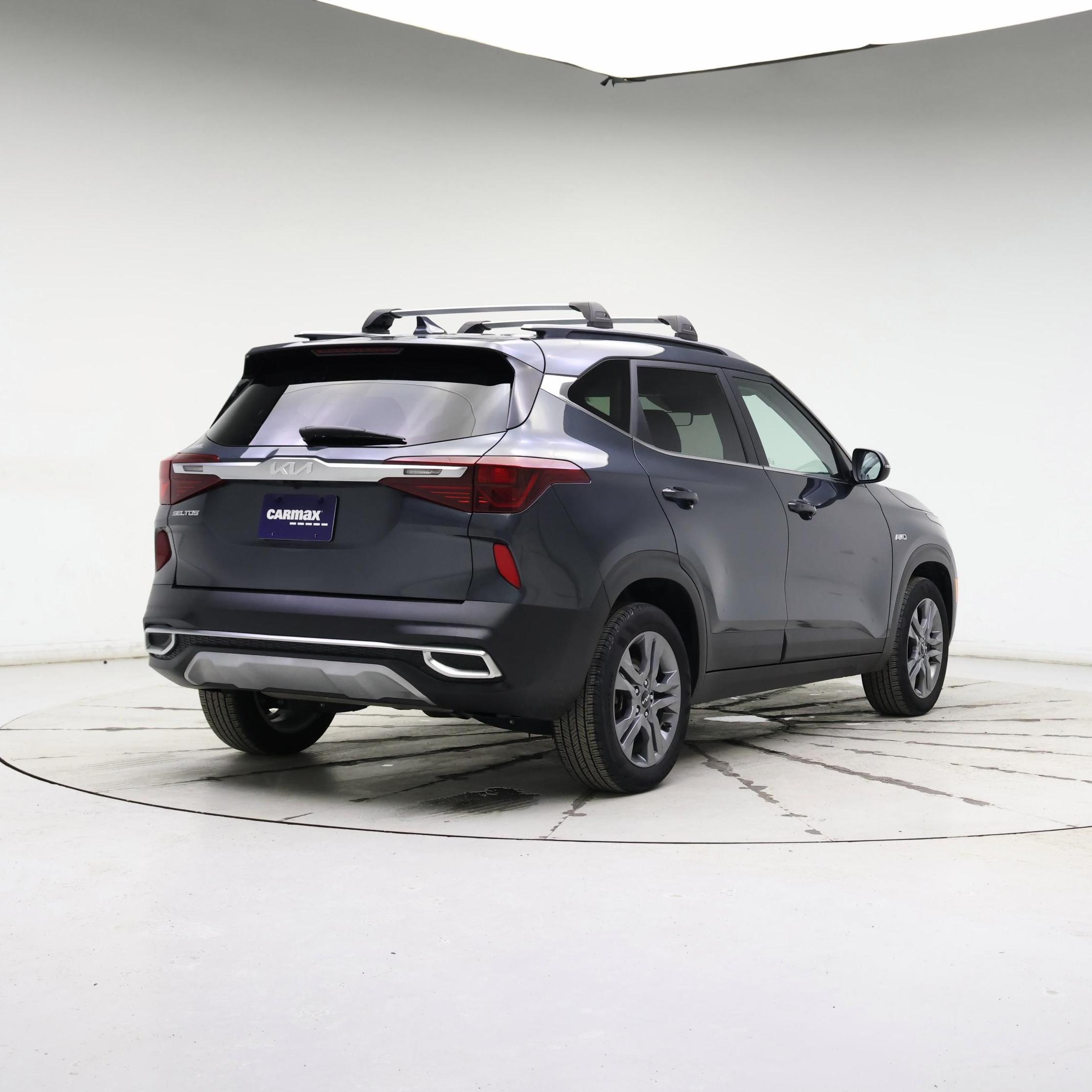 Thumbnail: 2023 Kia Seltos - 8