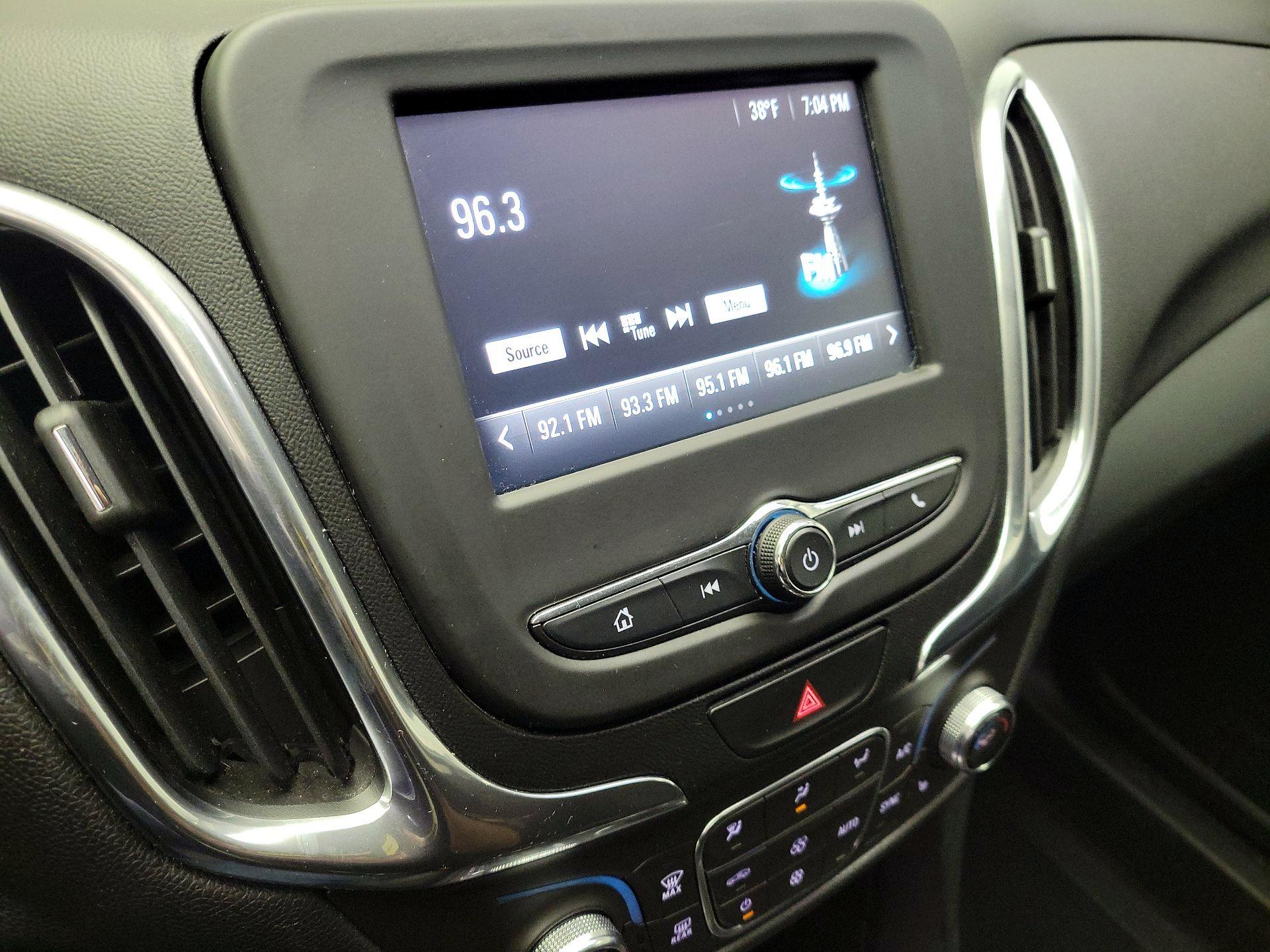 Thumbnail: 2018 Chevrolet Equinox - 15