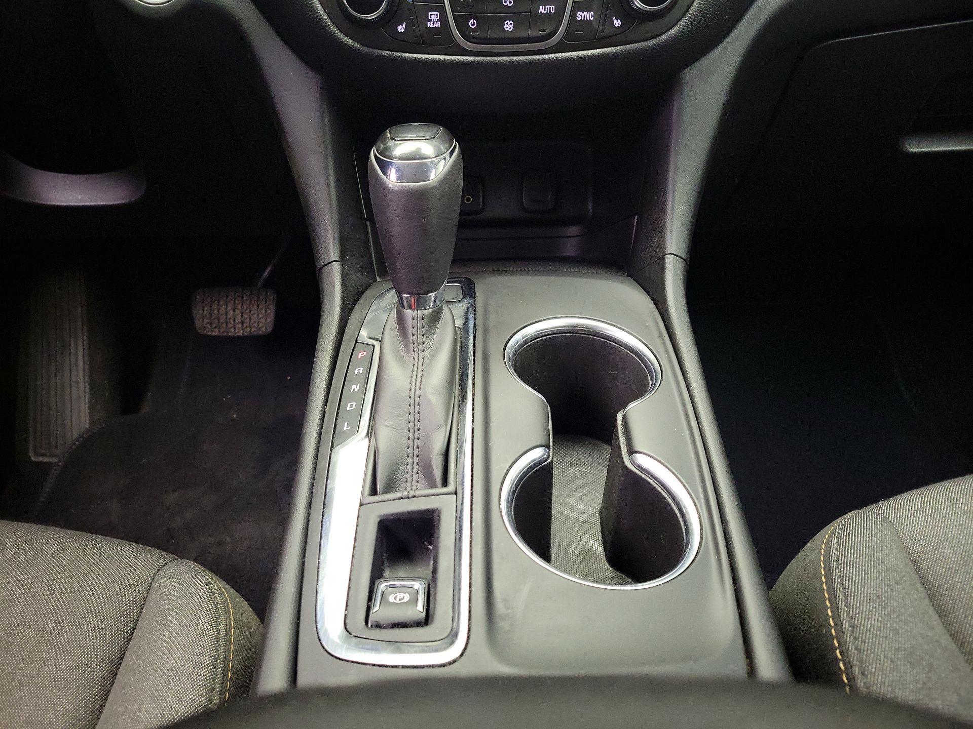 Thumbnail: 2018 Chevrolet Equinox - 17