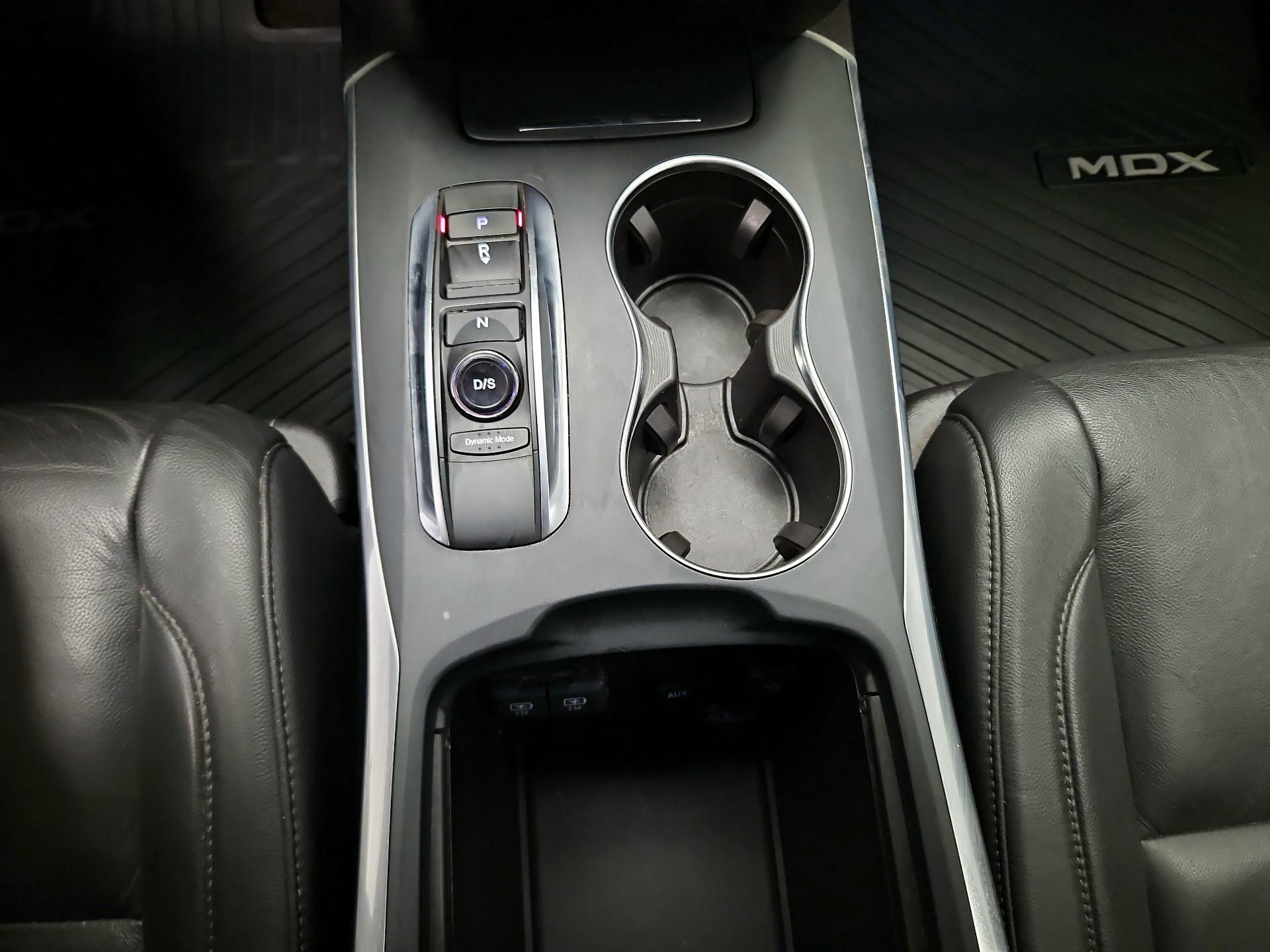 Thumbnail: 2017 Acura MDX - 17