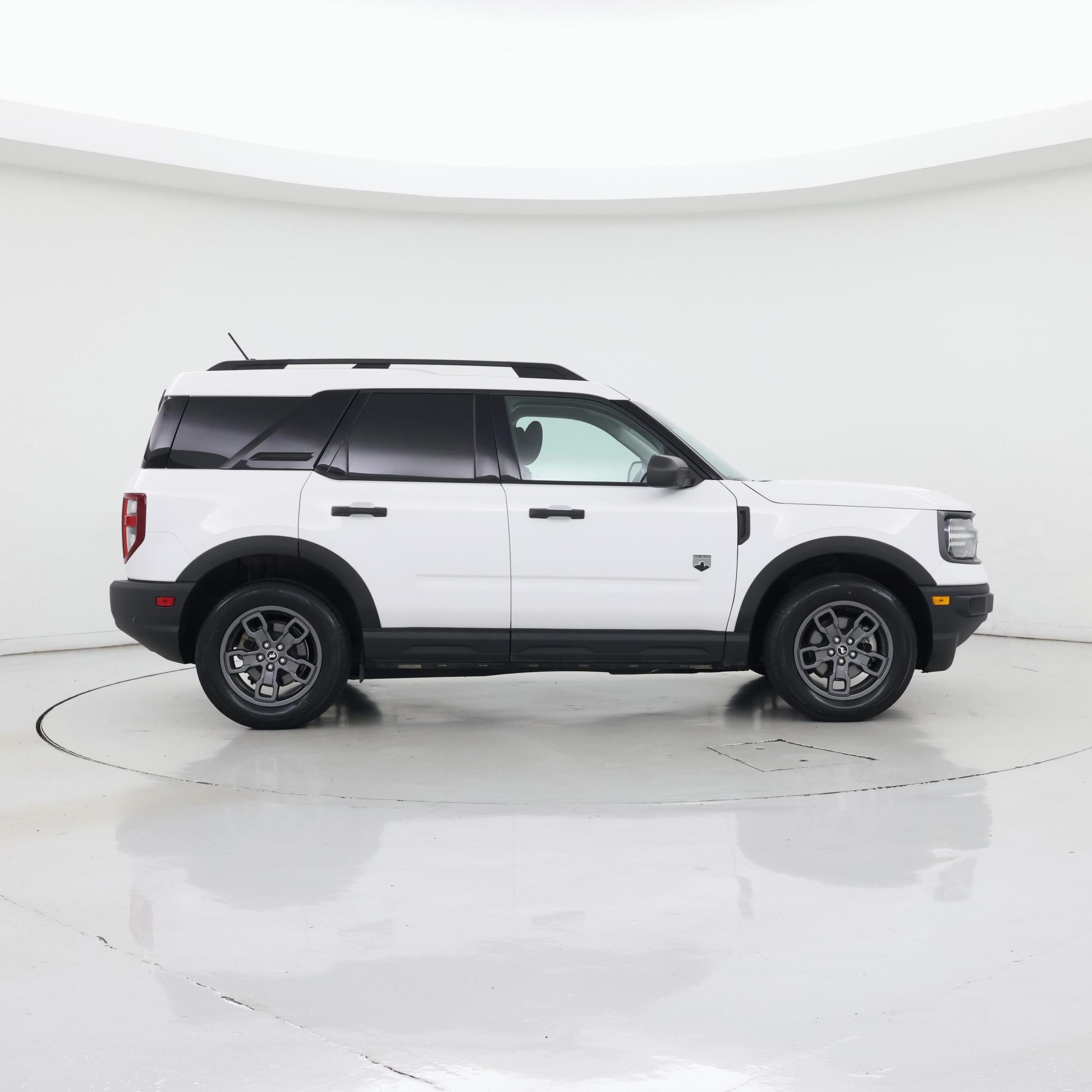 Thumbnail: 2022 Ford Bronco Sport - 7