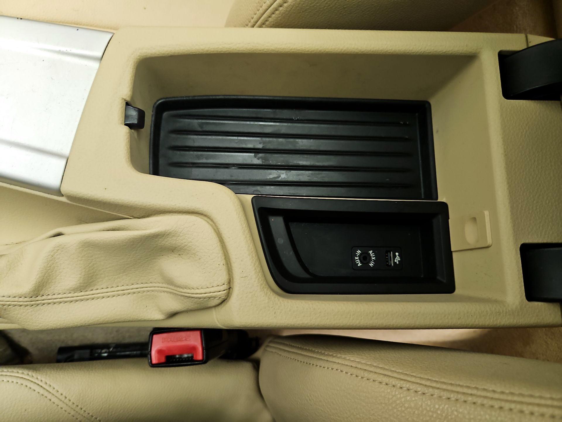 Thumbnail: 2014 BMW 3 Series - 17