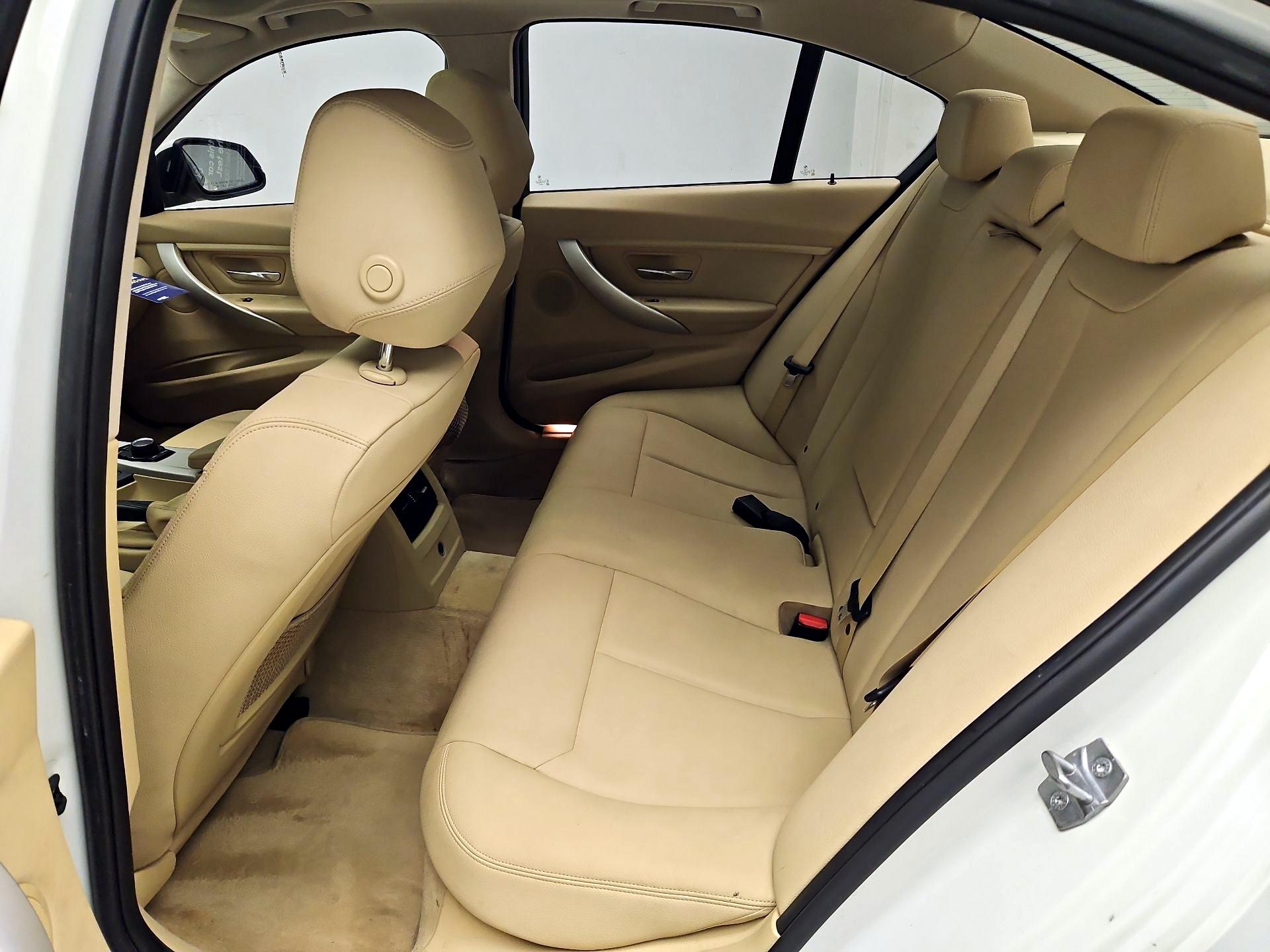 Thumbnail: 2014 BMW 3 Series - 19