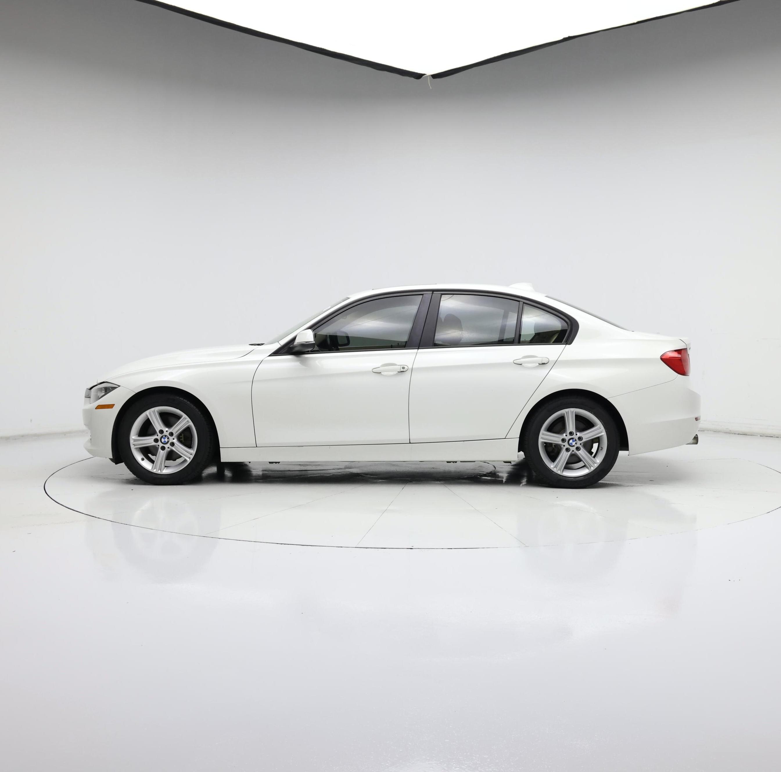 Thumbnail: 2014 BMW 3 Series - 3
