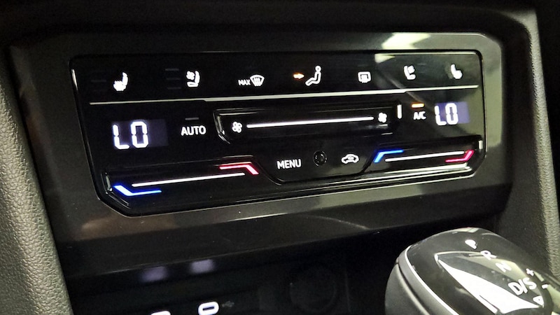 2022 Volkswagen Tiguan SE R-Line 17