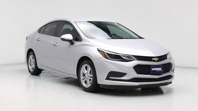 2017 Chevrolet Cruze LT Hero Image