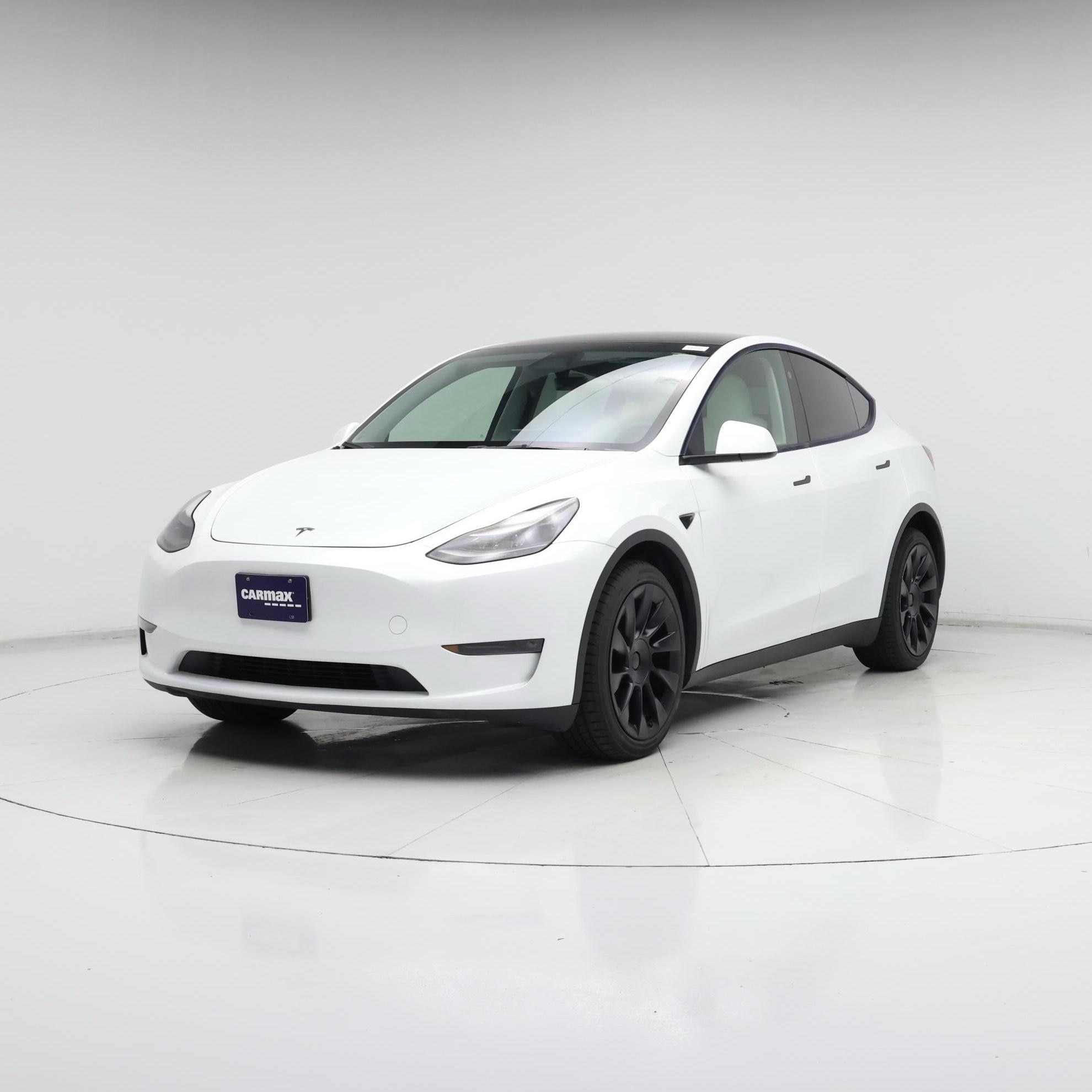Thumbnail: 2024 Tesla Model Y - 4