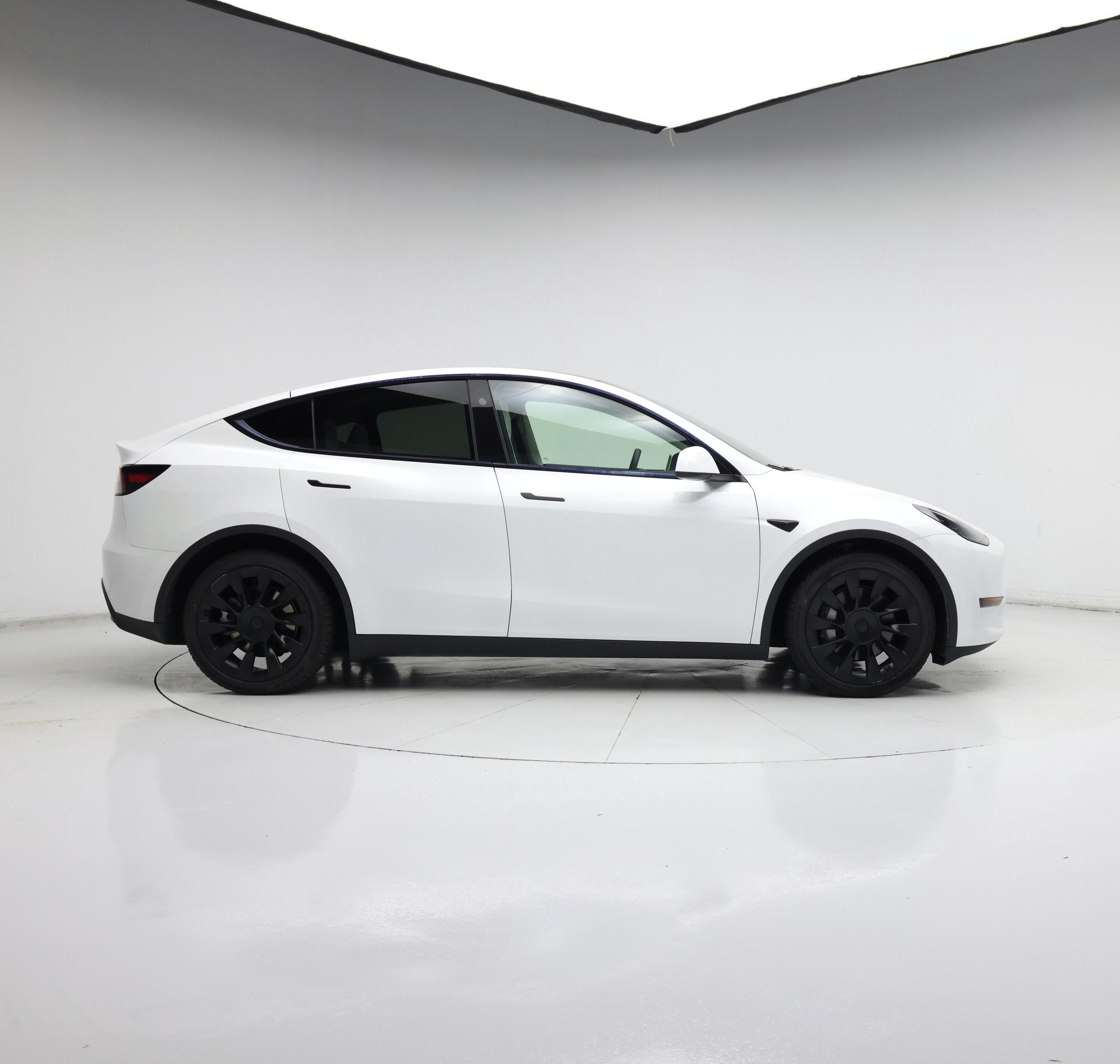 Thumbnail: 2024 Tesla Model Y - 7