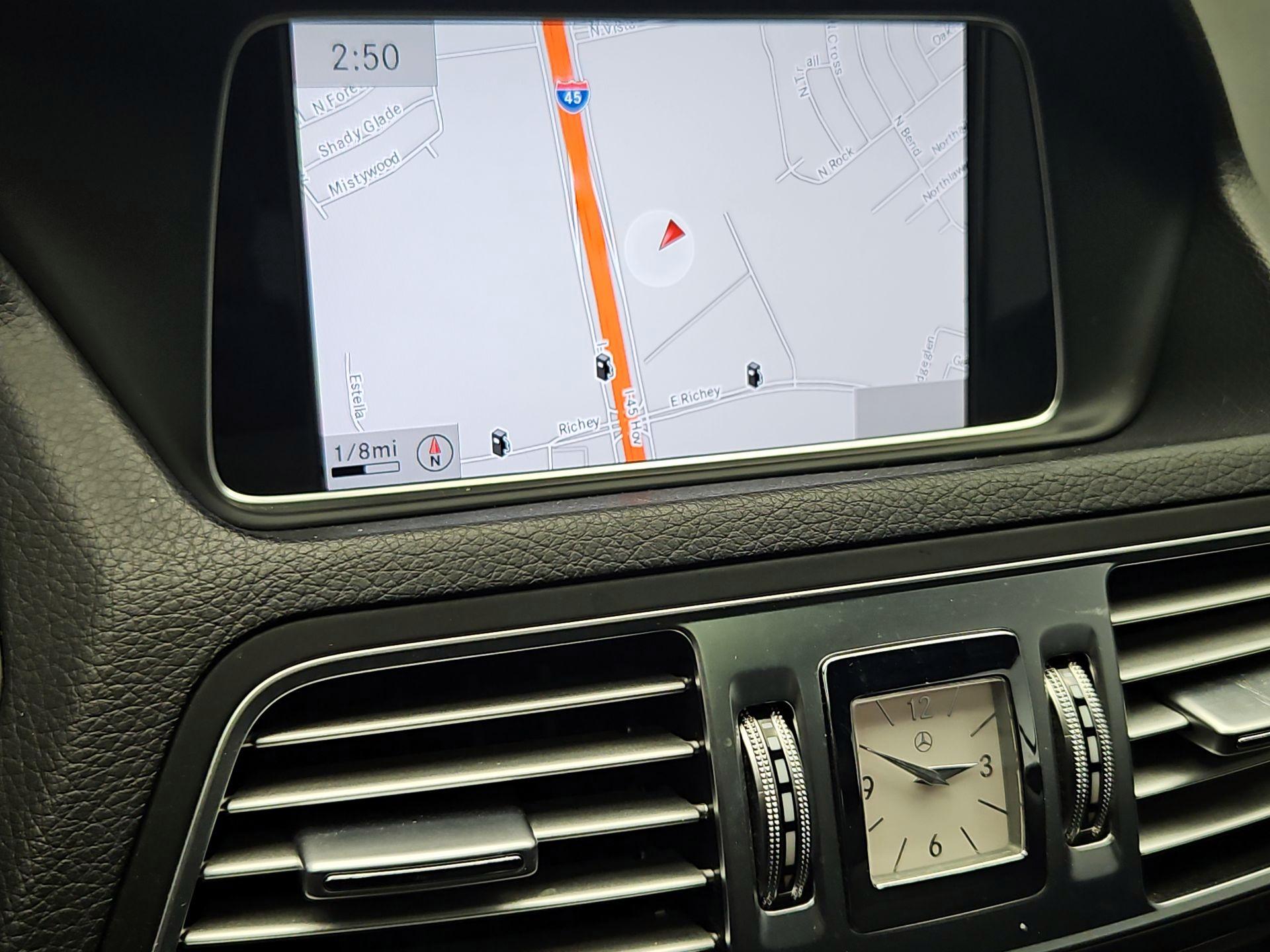 Thumbnail: 2015 Mercedes-Benz E-Class - 14
