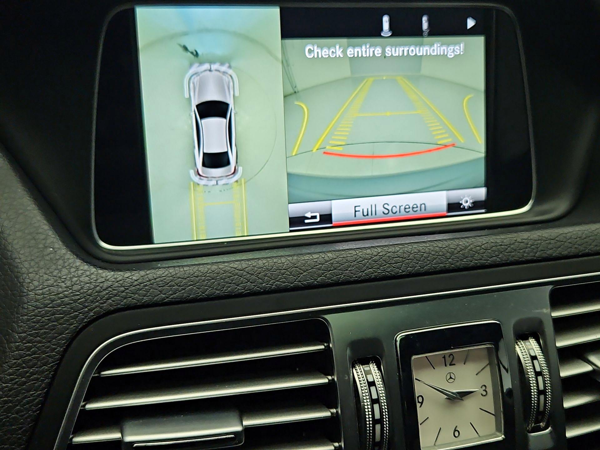 Thumbnail: 2015 Mercedes-Benz E-Class - 15