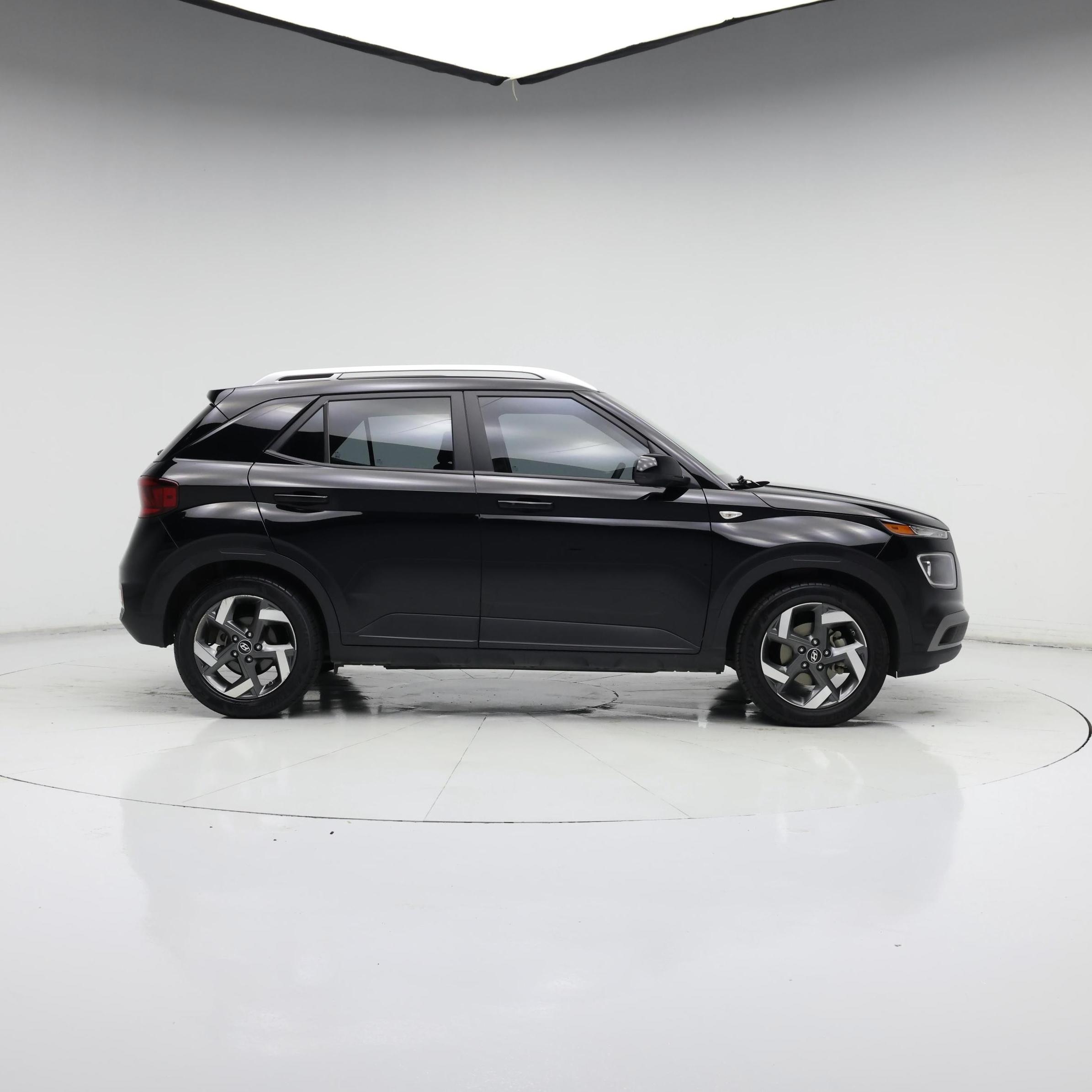 Thumbnail: 2020 Hyundai Venue - 7