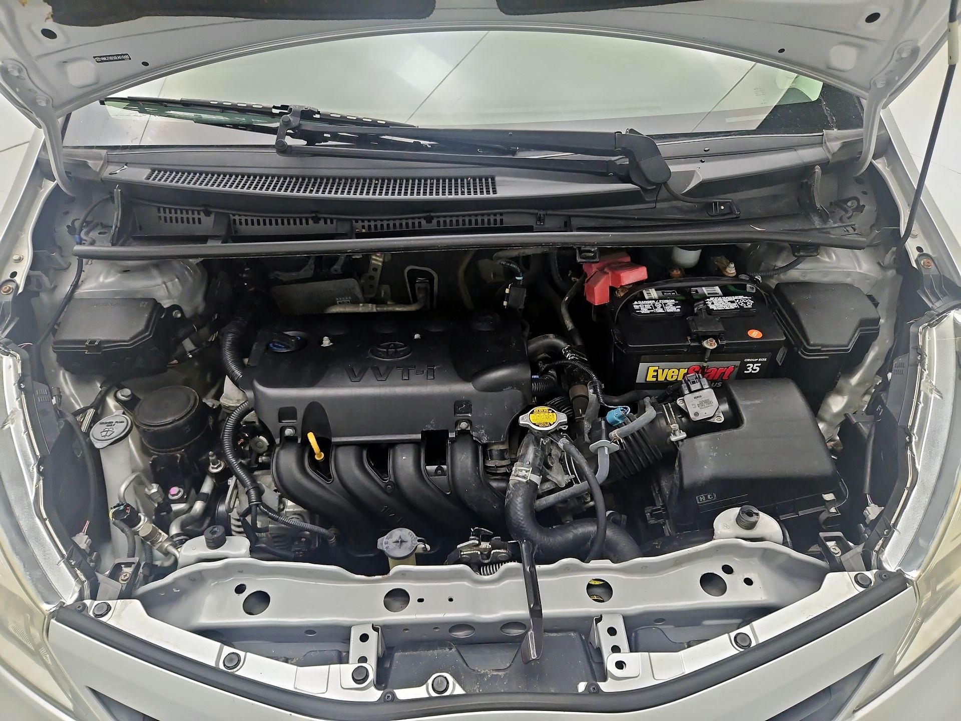 Thumbnail: 2014 Toyota Yaris - 19