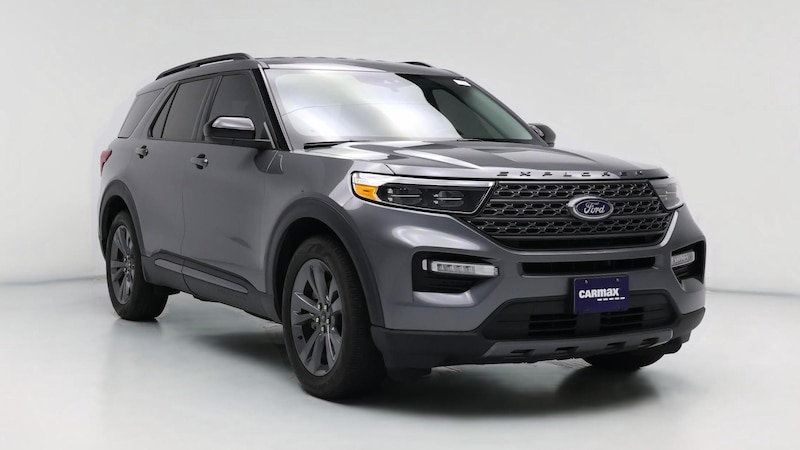 2023 Ford Explorer XLT Hero Image