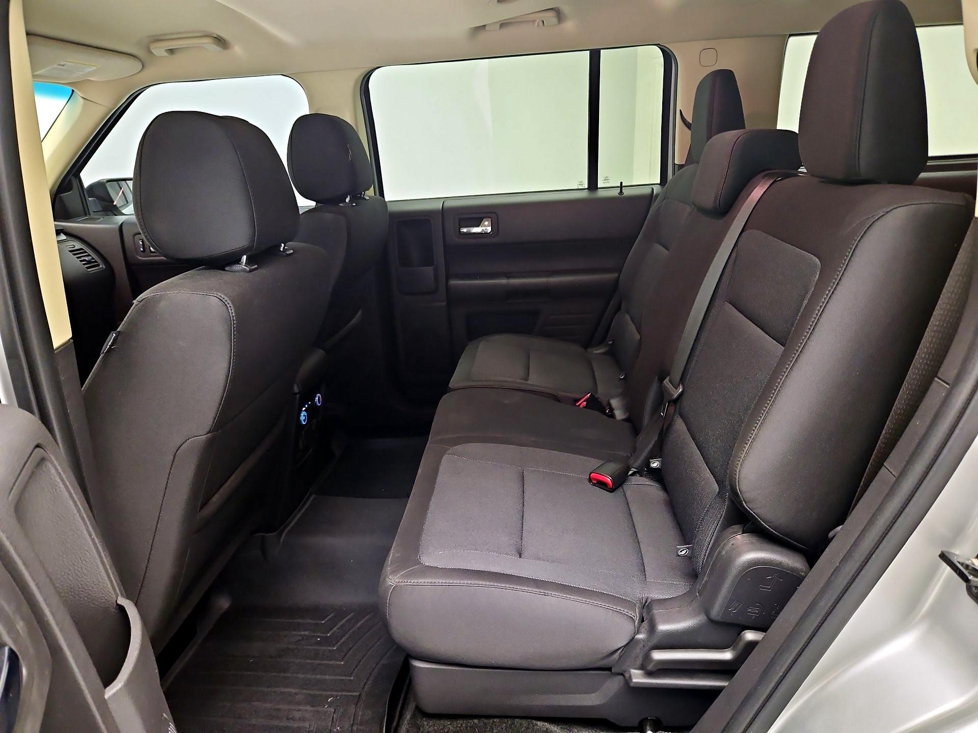 Thumbnail: 2019 Ford Flex - 17
