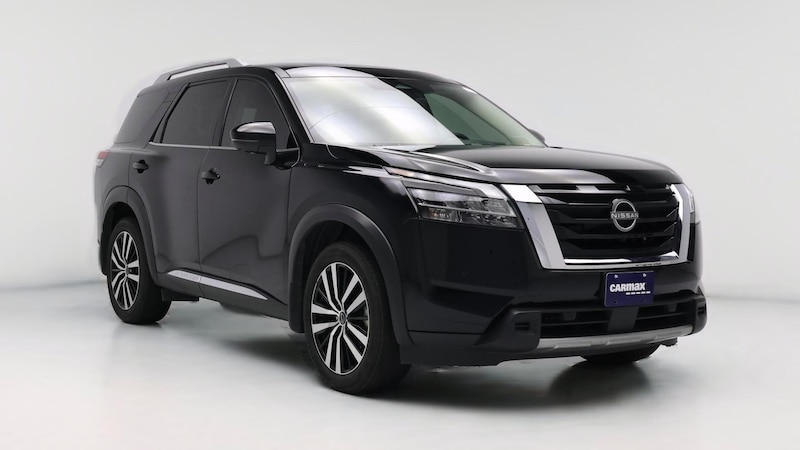 2023 Nissan Pathfinder Platinum Hero Image