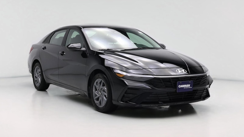 2024 Hyundai Elantra SEL Hero Image