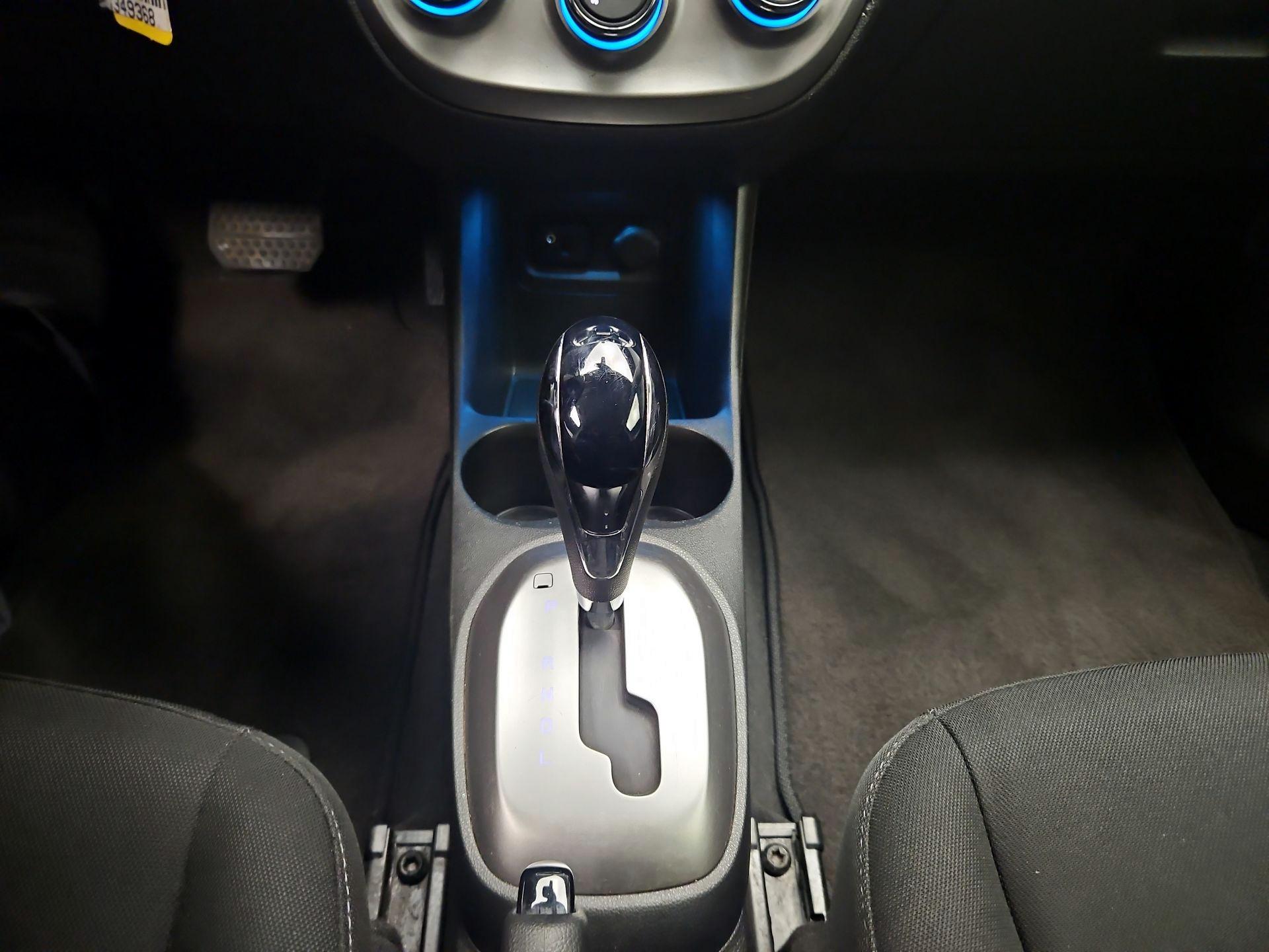 Thumbnail: 2017 Chevrolet Spark - 15