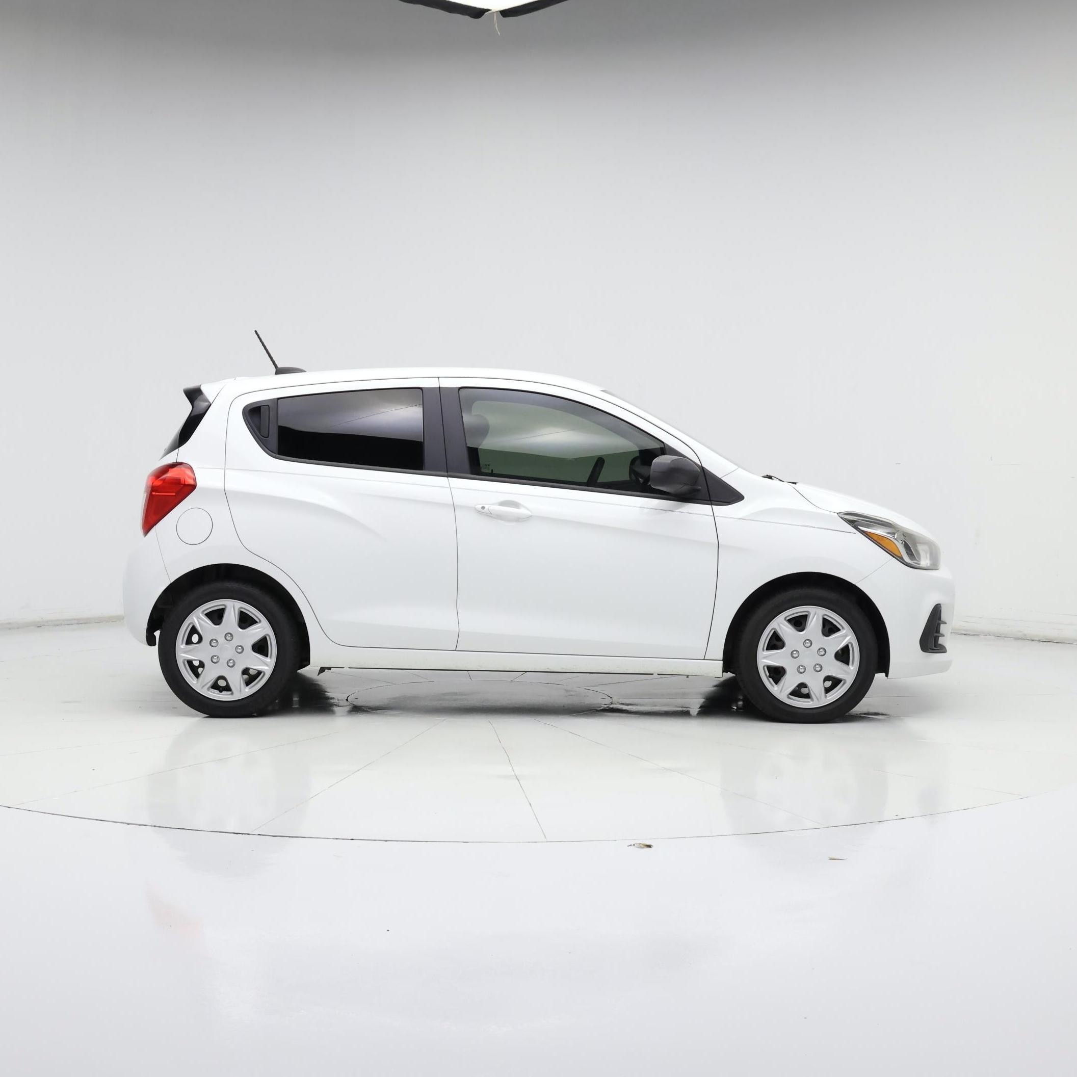 Thumbnail: 2017 Chevrolet Spark - 7