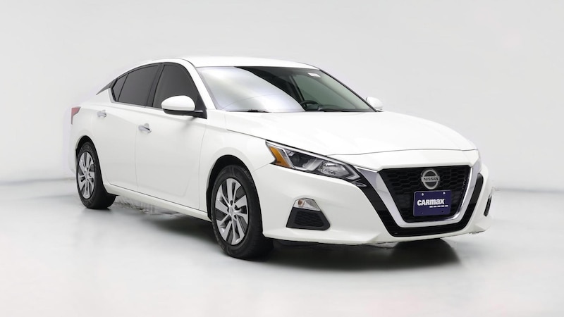 2019 Nissan Altima S Hero Image