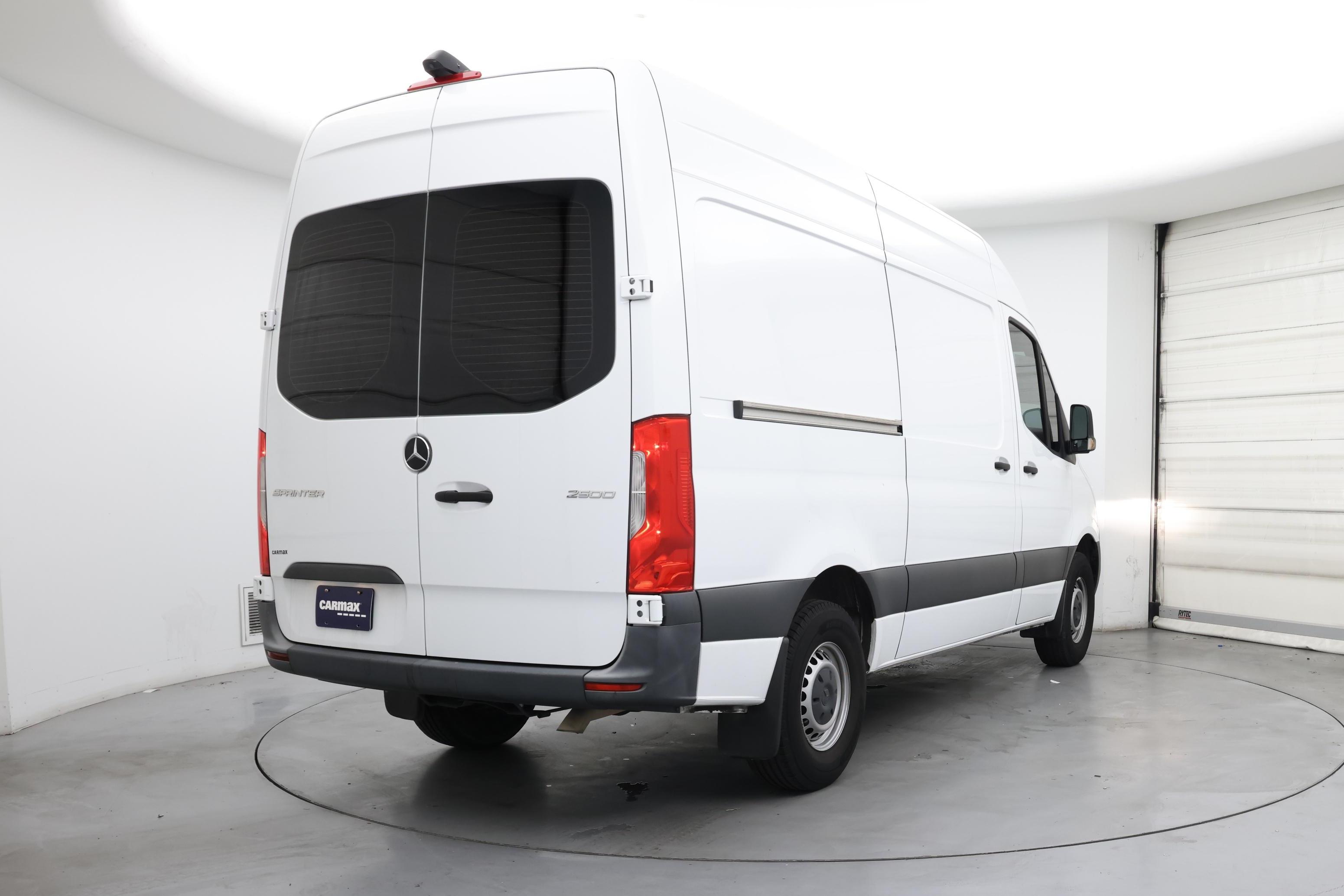 Thumbnail: 2022 Mercedes-Benz Sprinter - 8