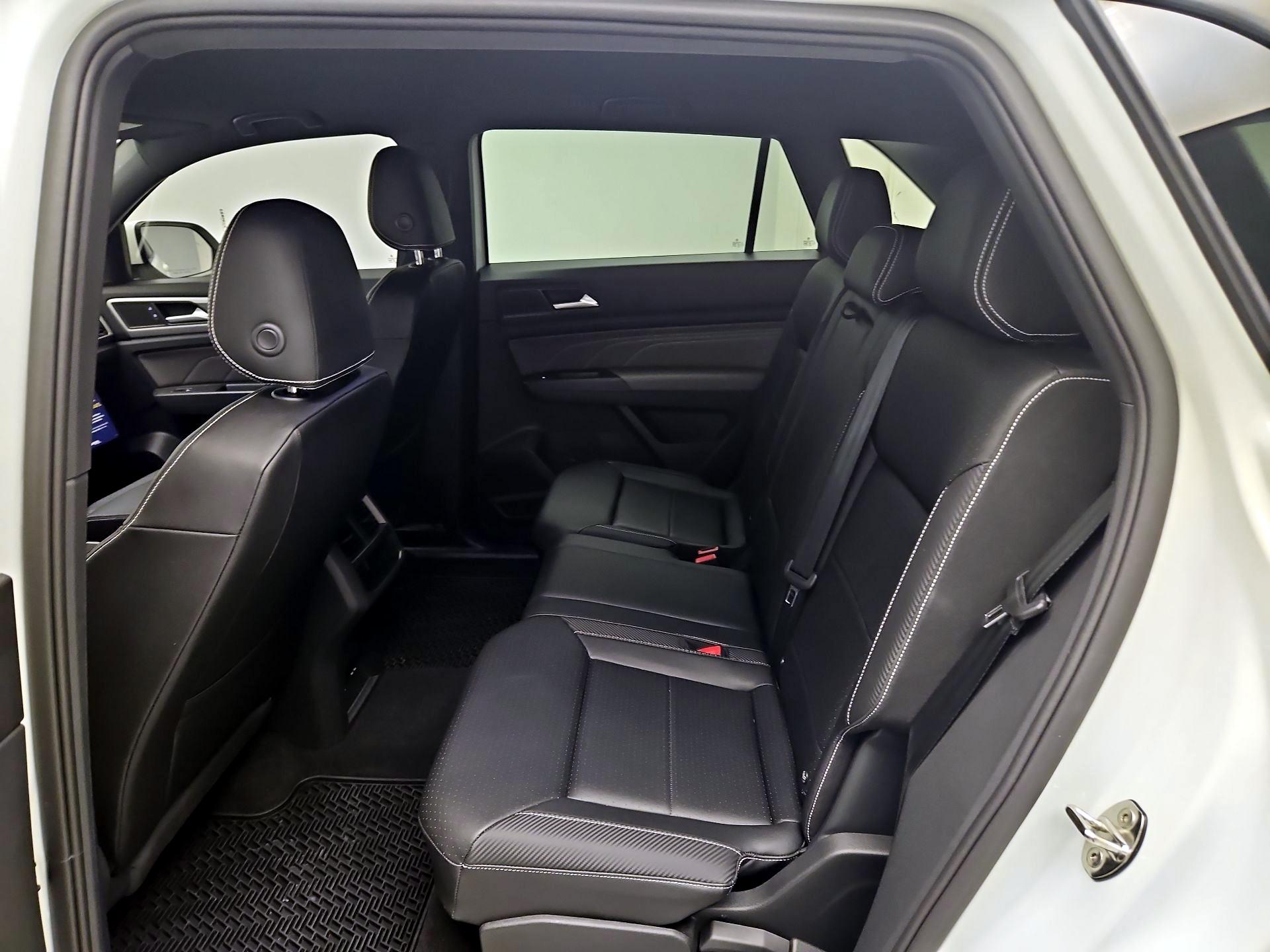 Thumbnail: 2023 Volkswagen Atlas - 19