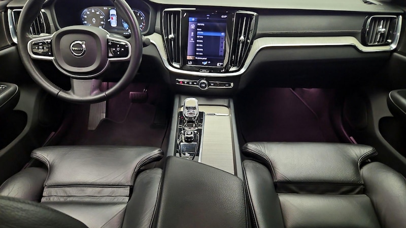 2022 Volvo S60 B5 Inscription 9