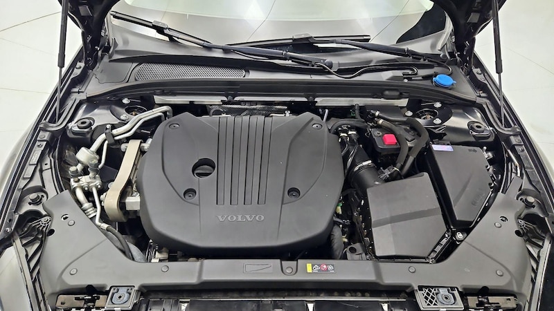 2022 Volvo S60 B5 Inscription 19