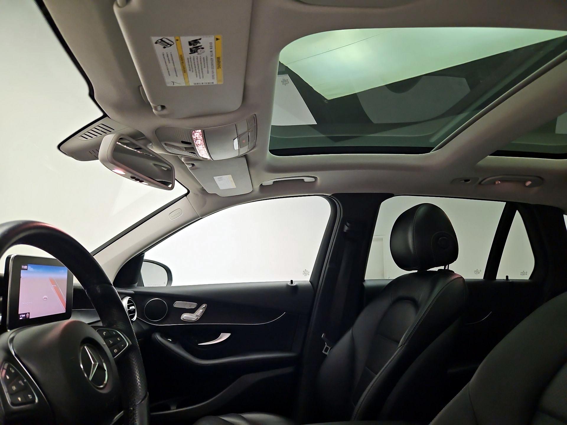 Thumbnail: 2016 Mercedes-Benz GLC - 20