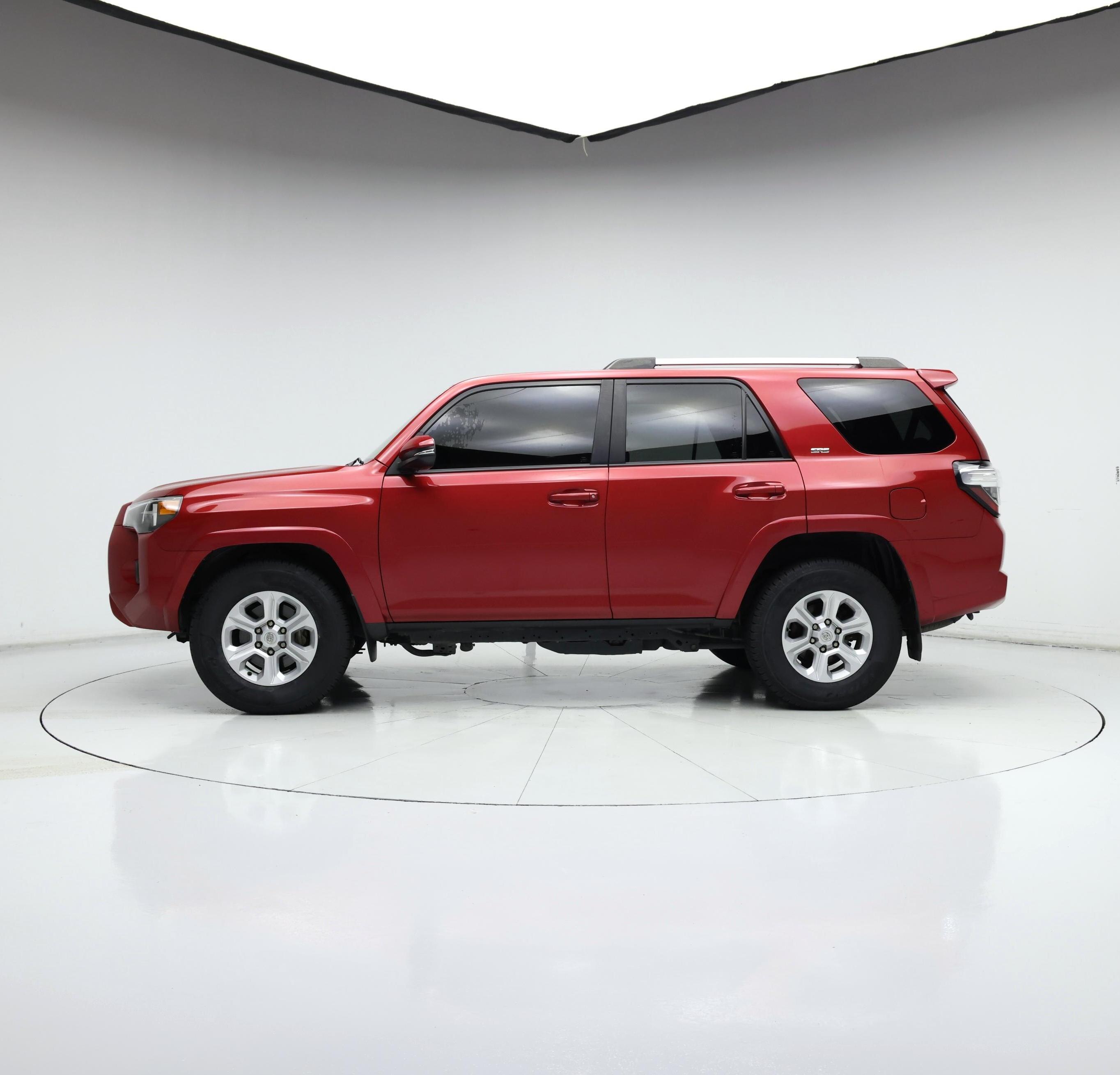 Thumbnail: 2022 Toyota 4Runner - 3