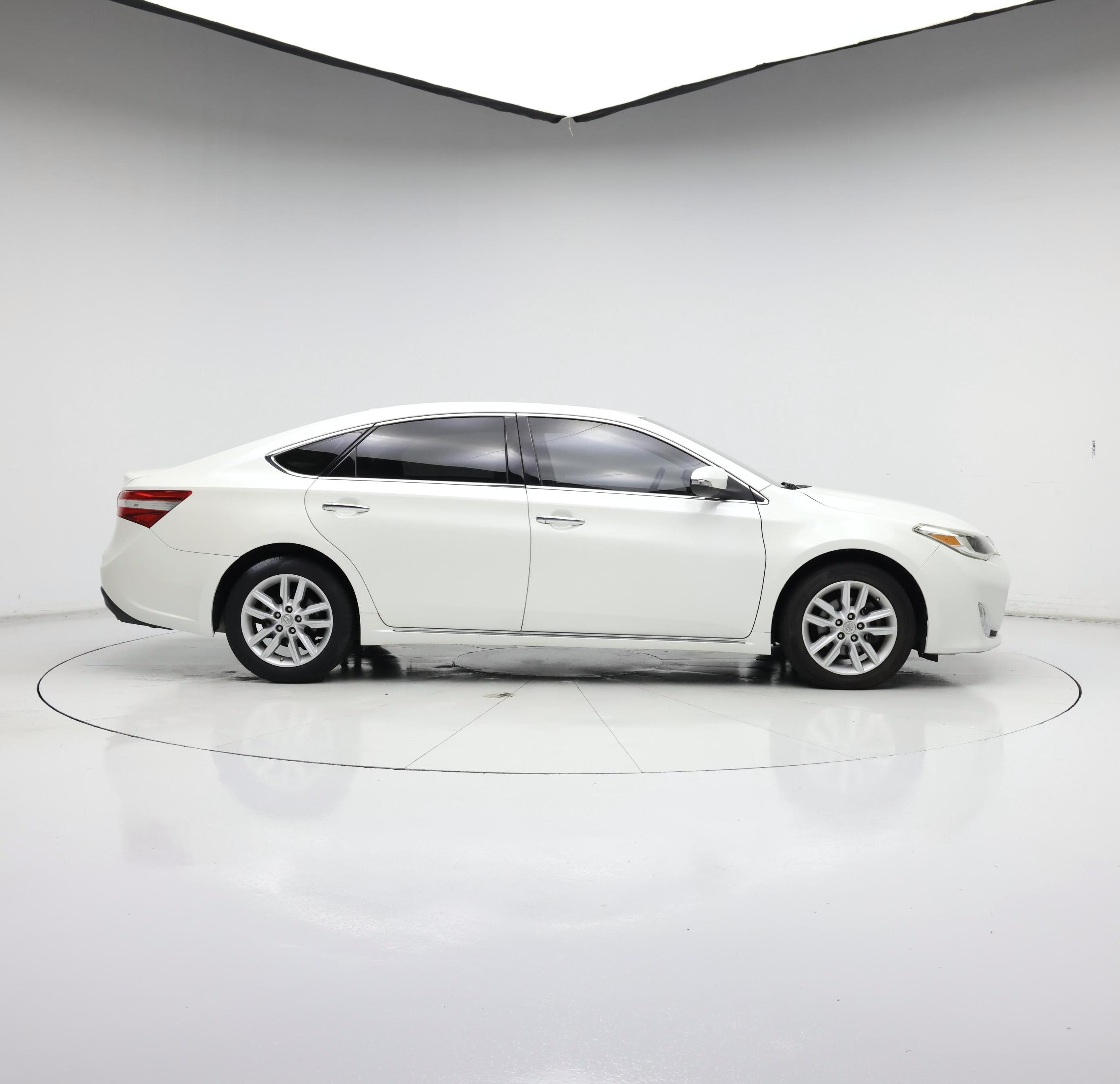 Thumbnail: 2015 Toyota Avalon - 7