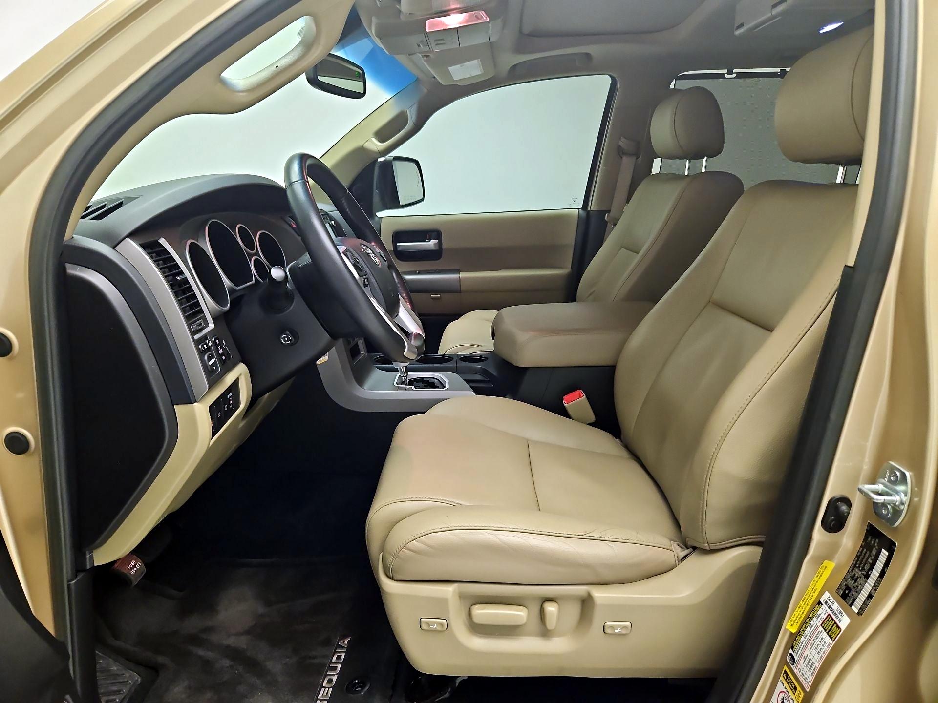 Thumbnail: 2017 Toyota Sequoia - 11