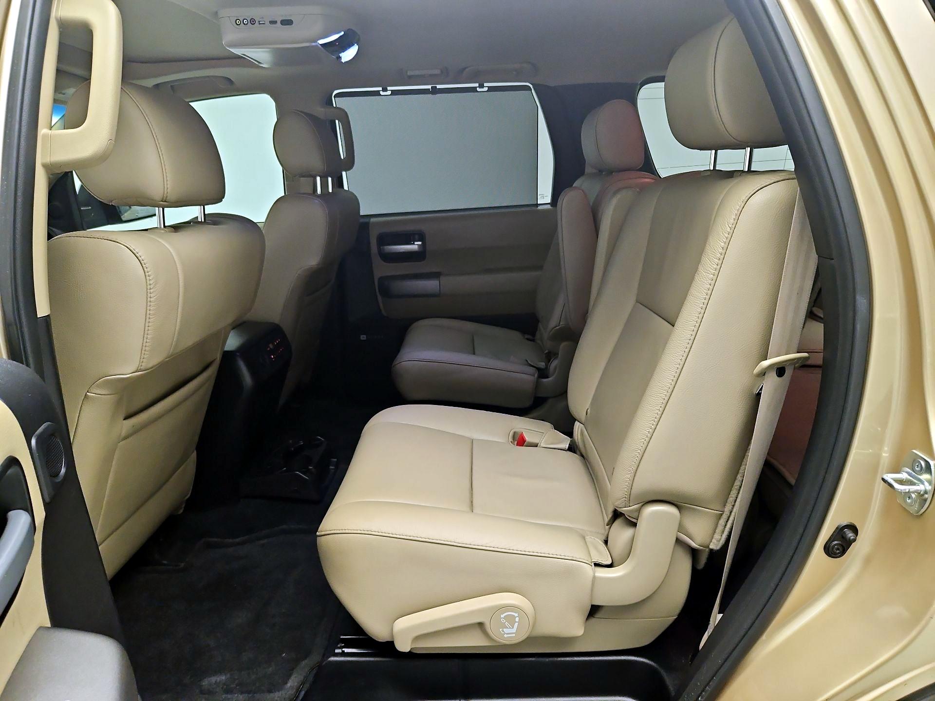 Thumbnail: 2017 Toyota Sequoia - 17