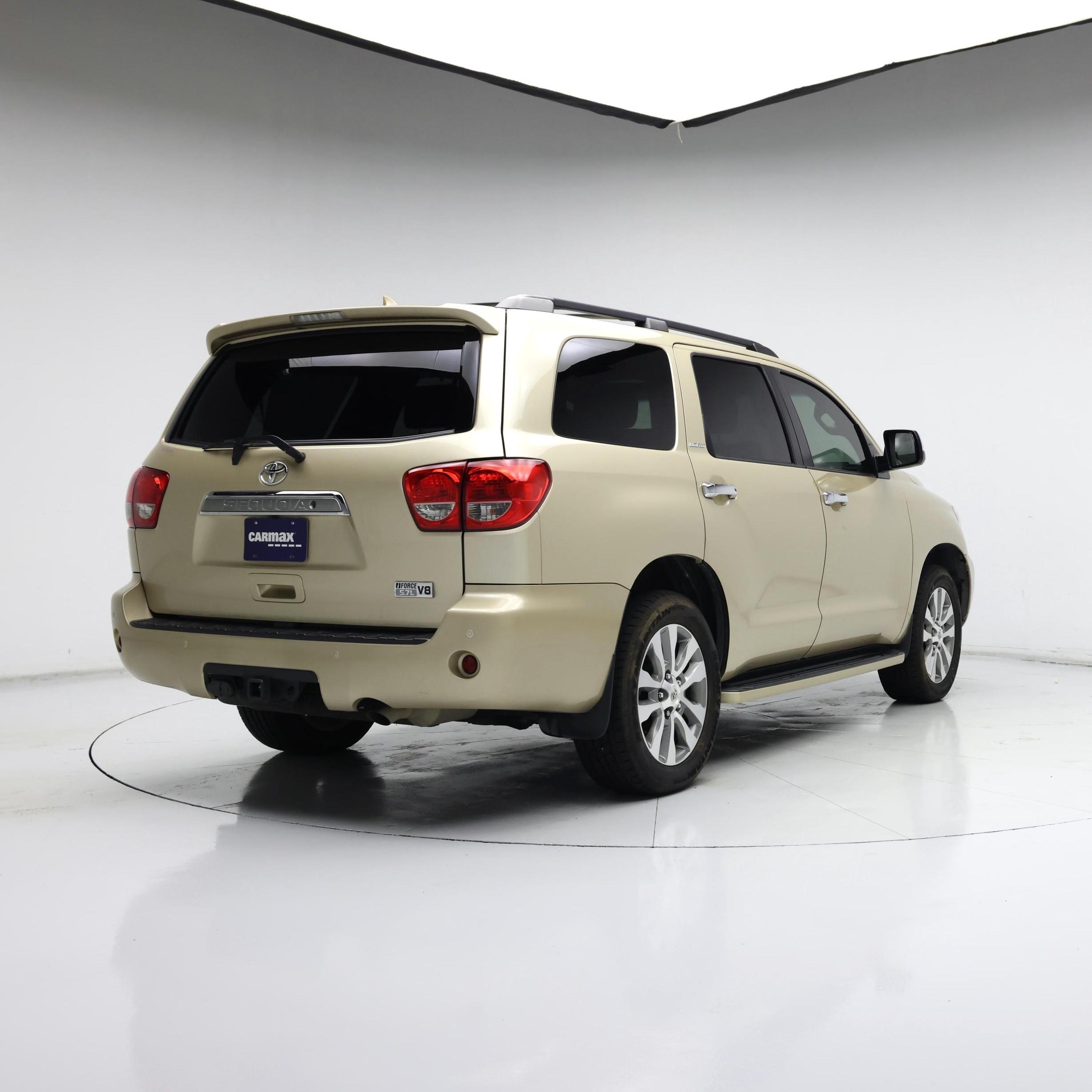 Thumbnail: 2017 Toyota Sequoia - 8