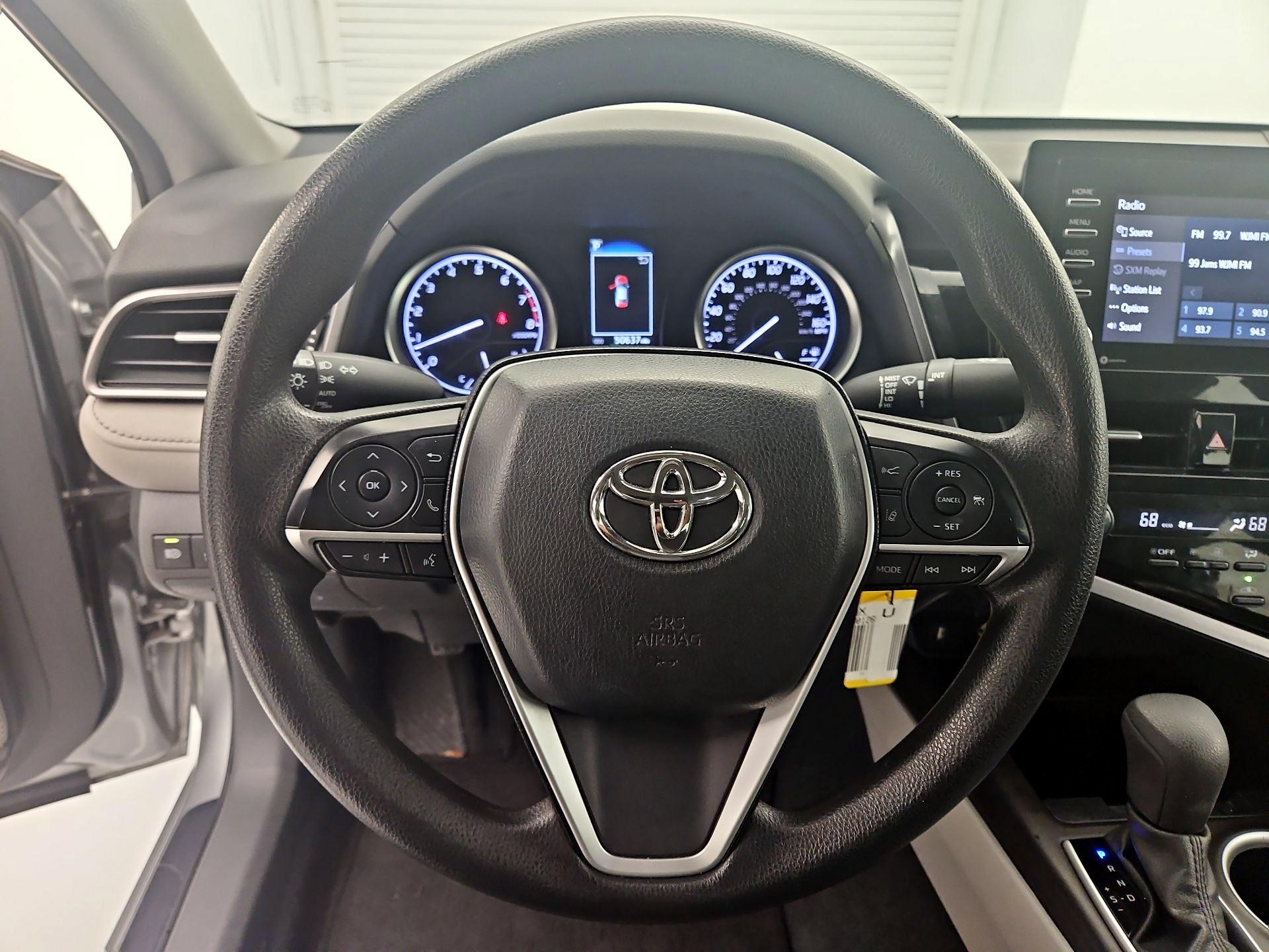 Thumbnail: 2023 Toyota Camry - 10