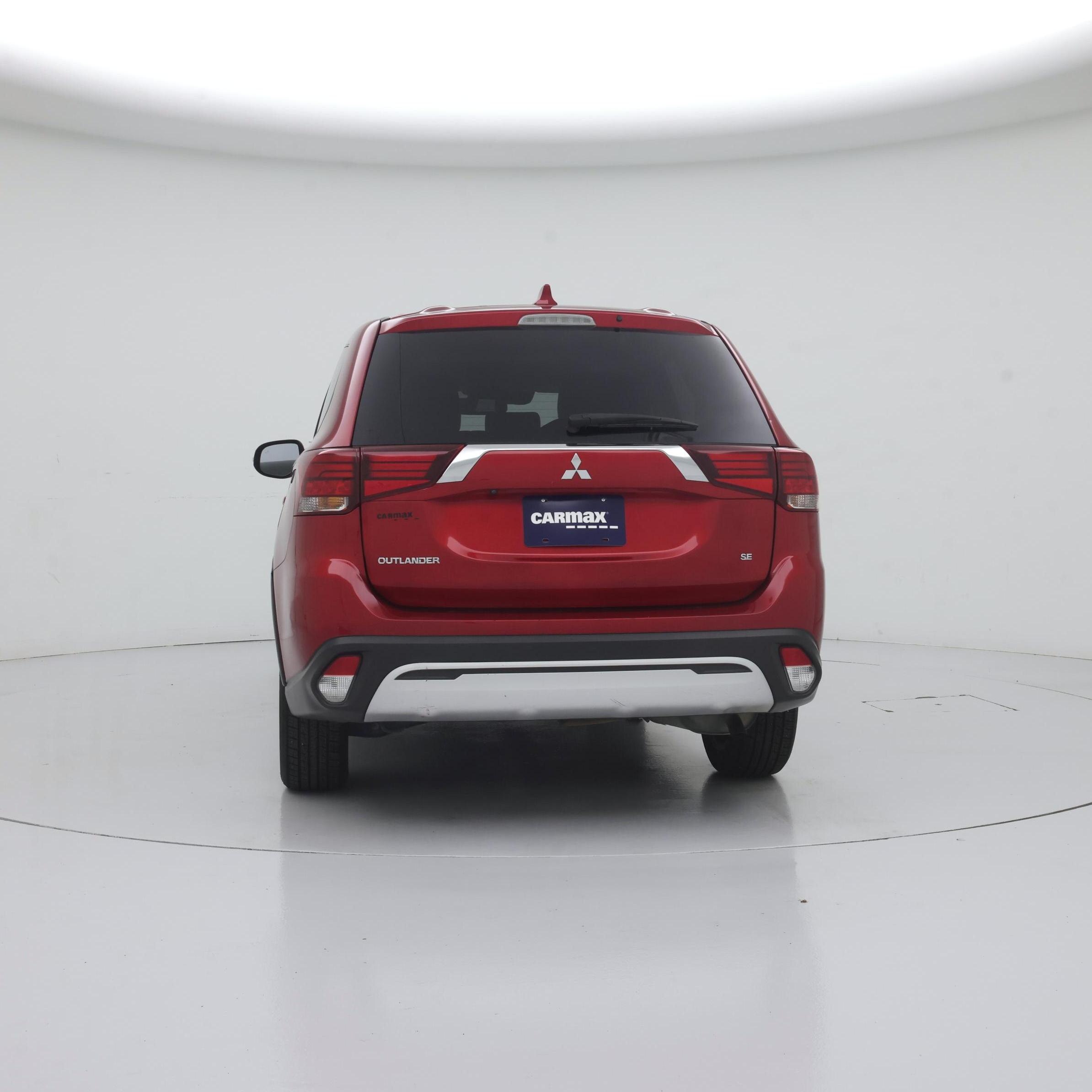 Thumbnail: 2020 Mitsubishi Outlander - 6