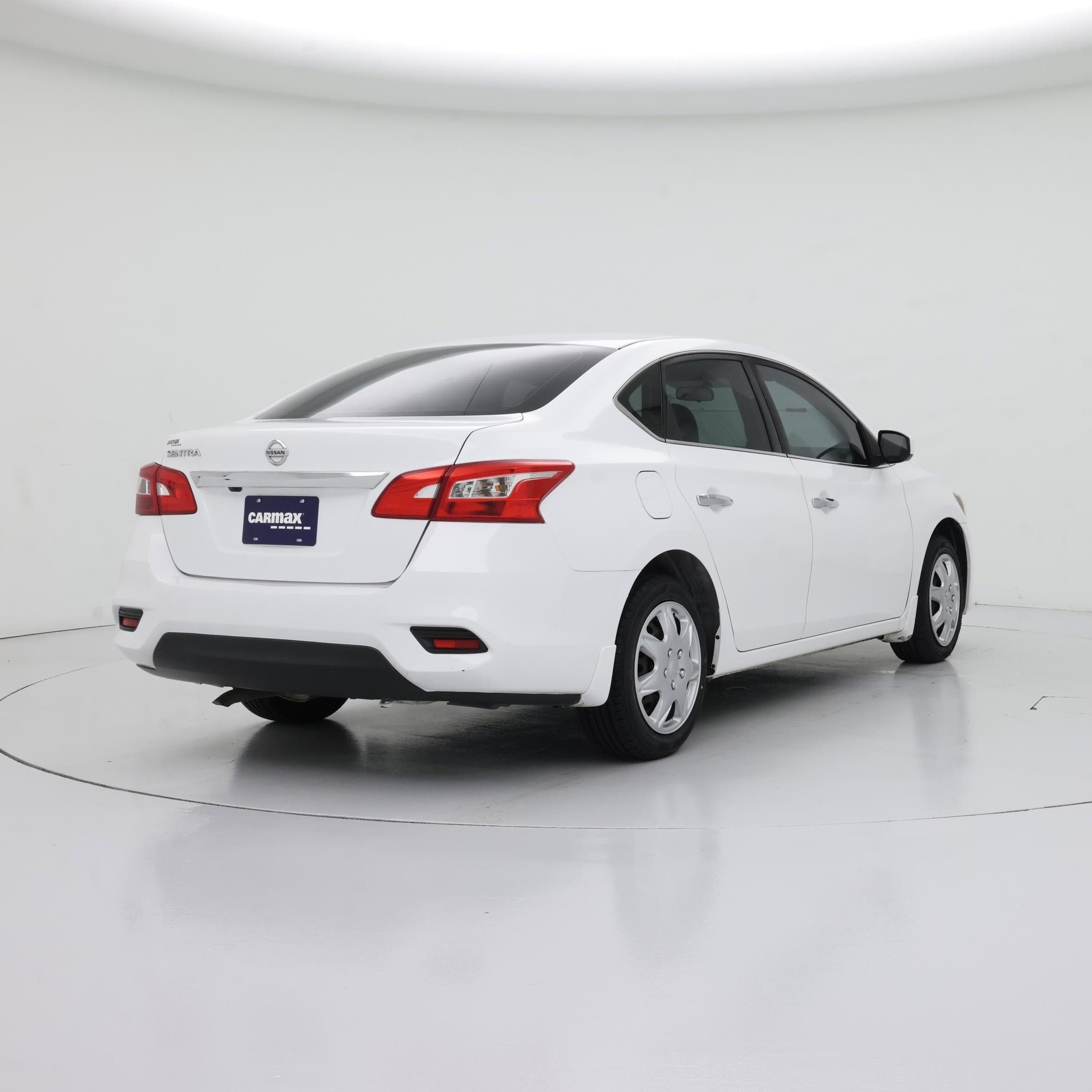 Thumbnail: 2019 Nissan Sentra - 8